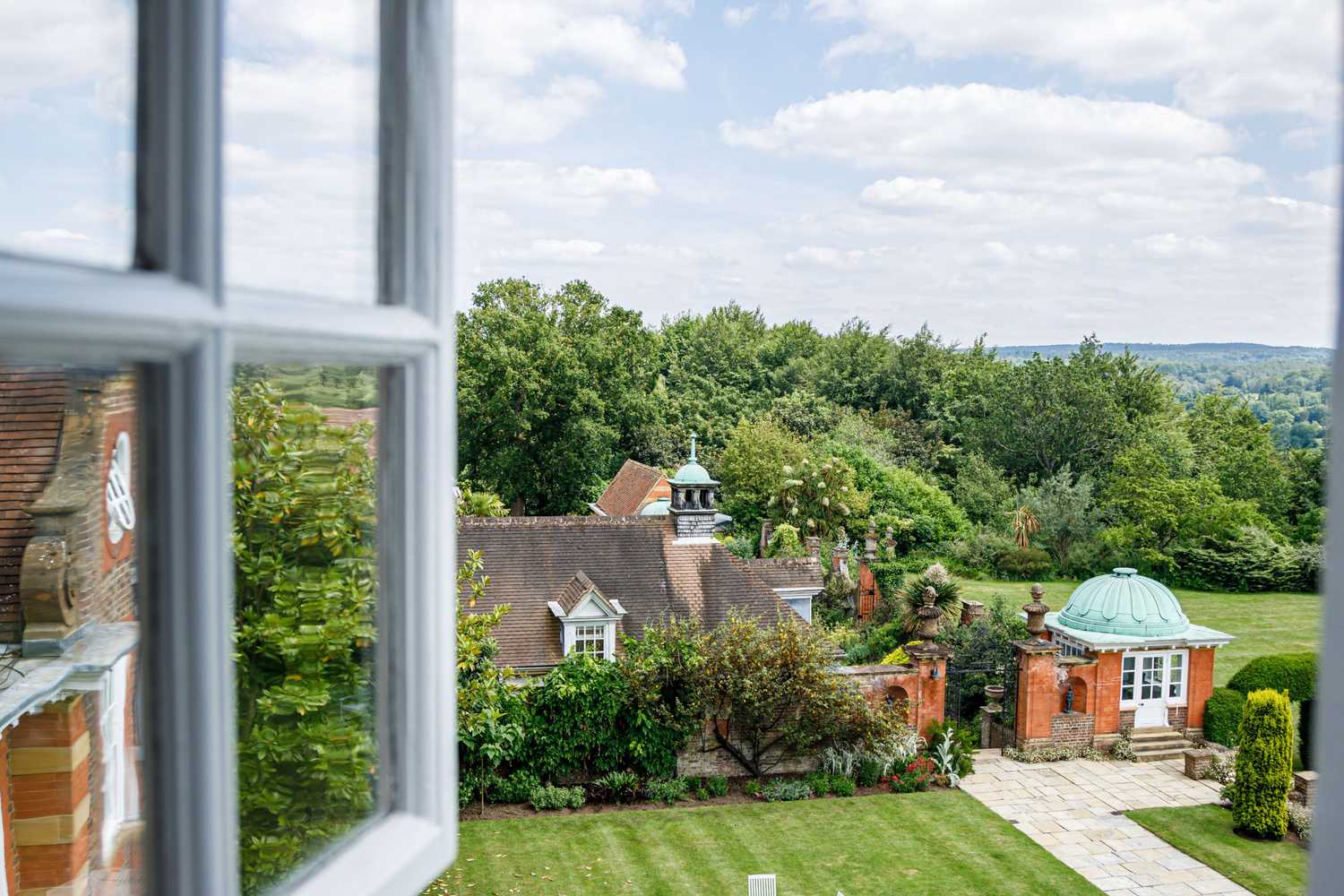 Gift card for Barnett Hill - Luxury Hotel Gift card for Barnett Hill - Luxury Hotel