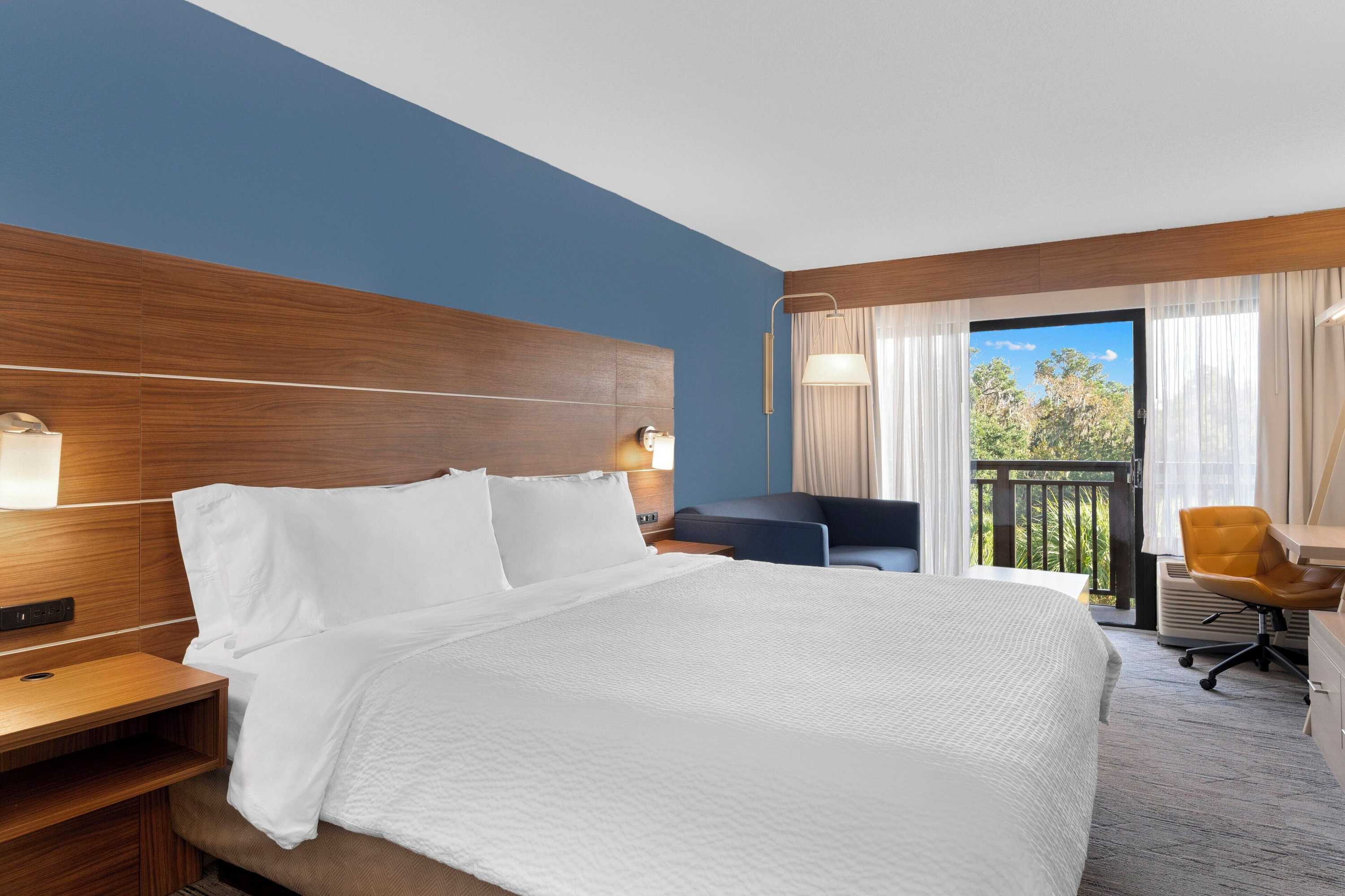 Gift card for Holiday Inn Express Hilton Head Island by Ihg Gift card for Holiday Inn Express Hilton Head Island by Ihg