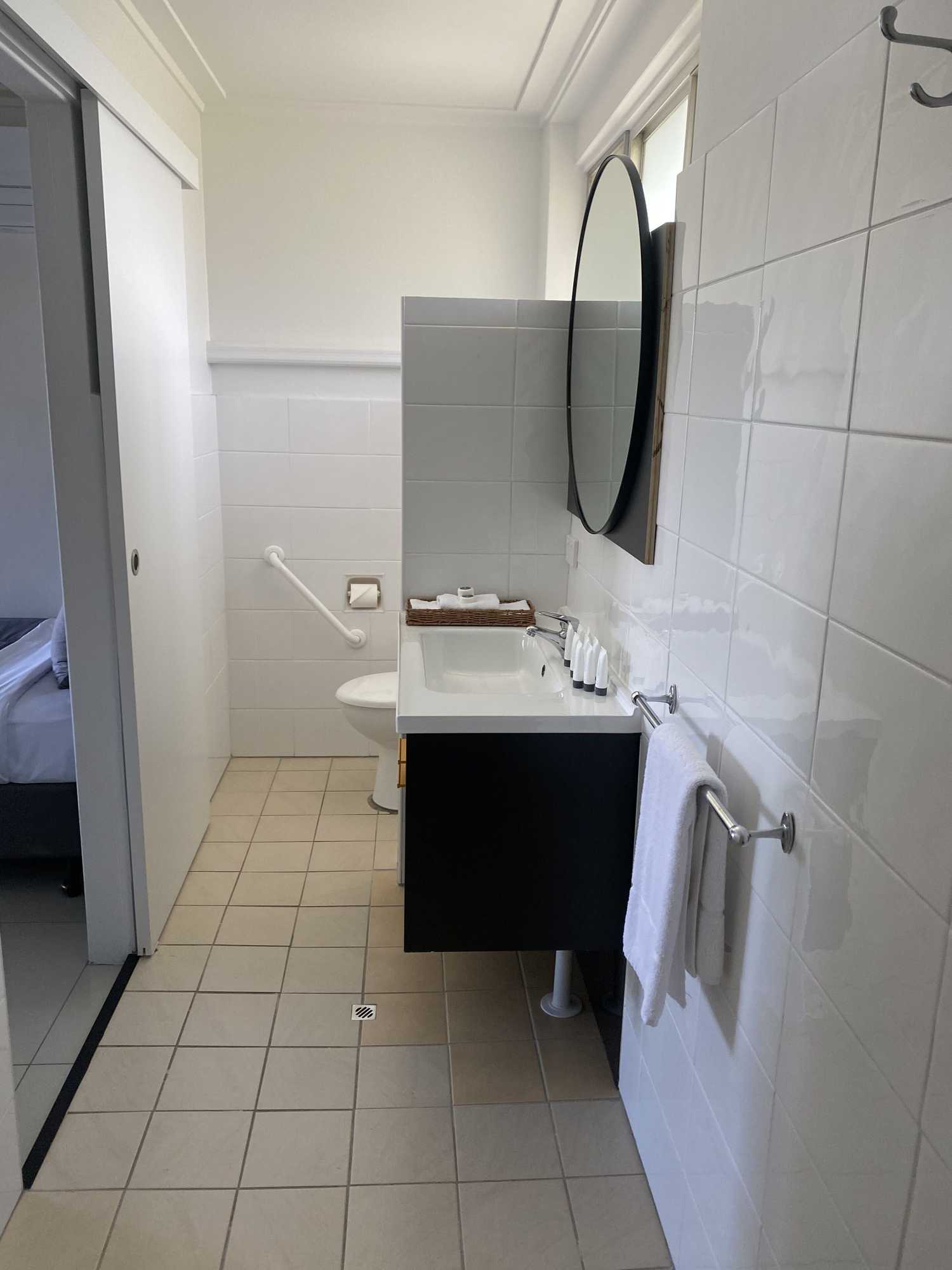 Gift card for The Seaview Tavern Motel Gift card for The Seaview Tavern Motel