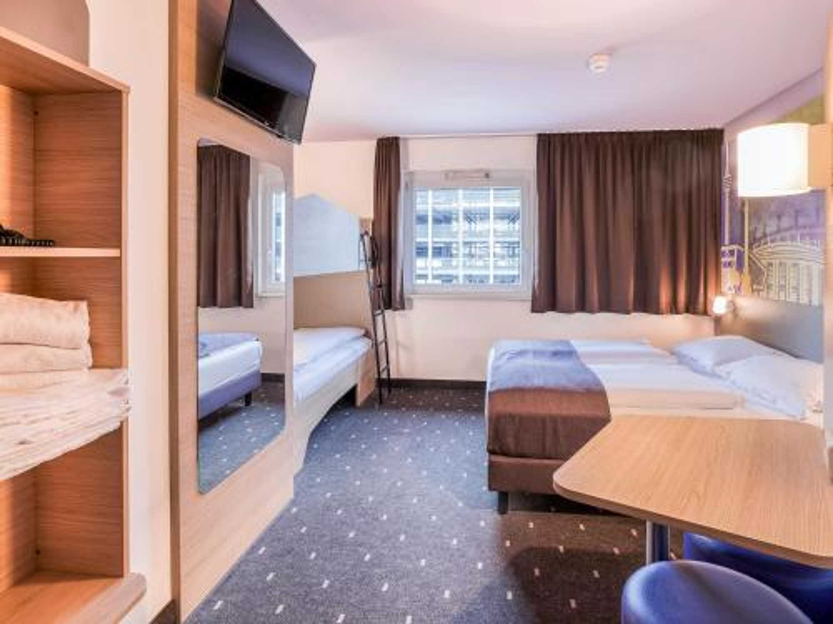 Gift card for B&b Hotel Stuttgart-Vaihingen Gift card for B&b Hotel Stuttgart-Vaihingen