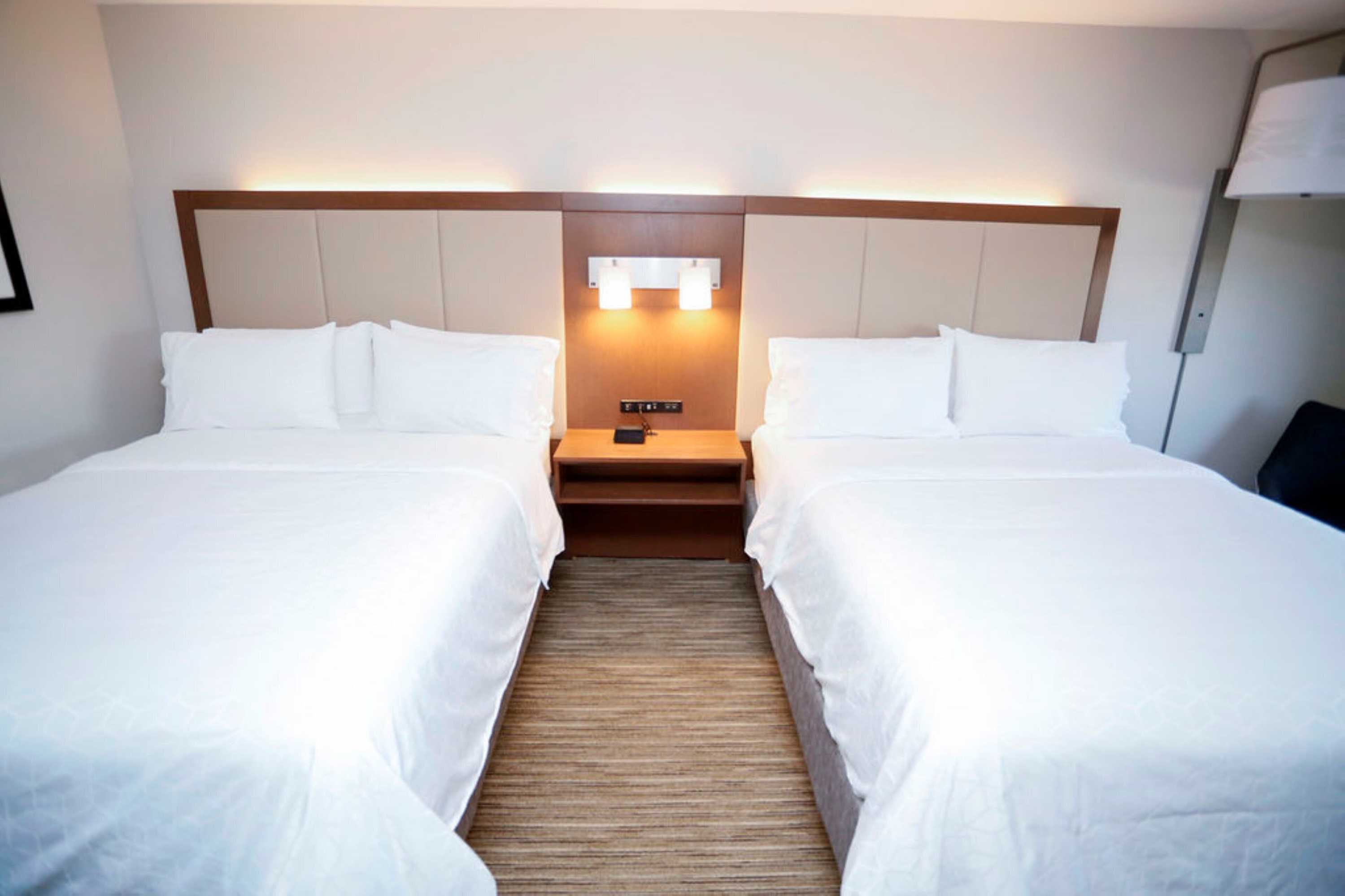 Gift card for Holiday Inn Express Carlsbad by Ihg Gift card for Holiday Inn Express Carlsbad by Ihg