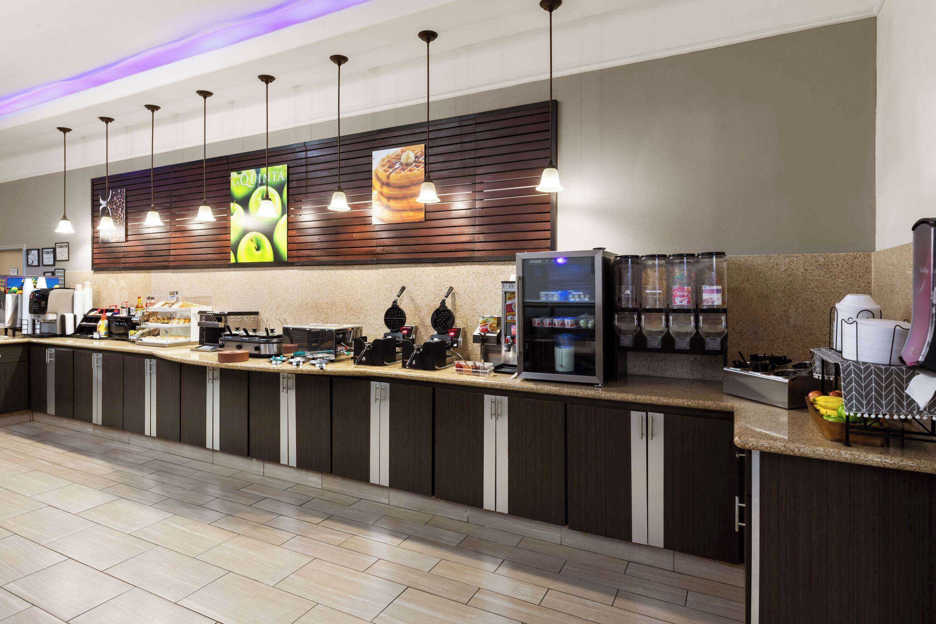 Gift card for La Quinta Inn & Suites by Wyndham Deer Park Gift card for La Quinta Inn & Suites by Wyndham Deer Park