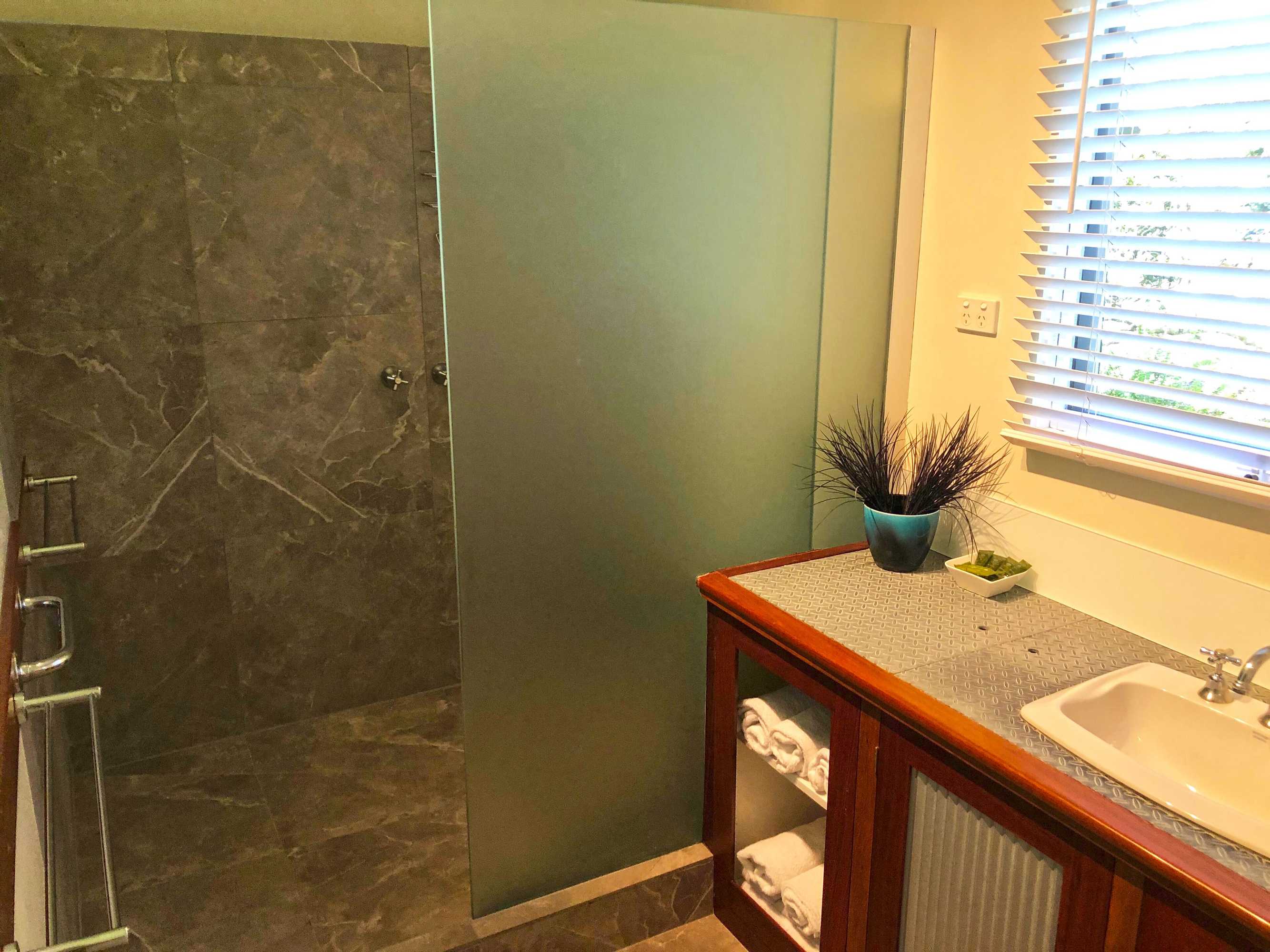 Gift card for Valley Farm Vineyard Villas