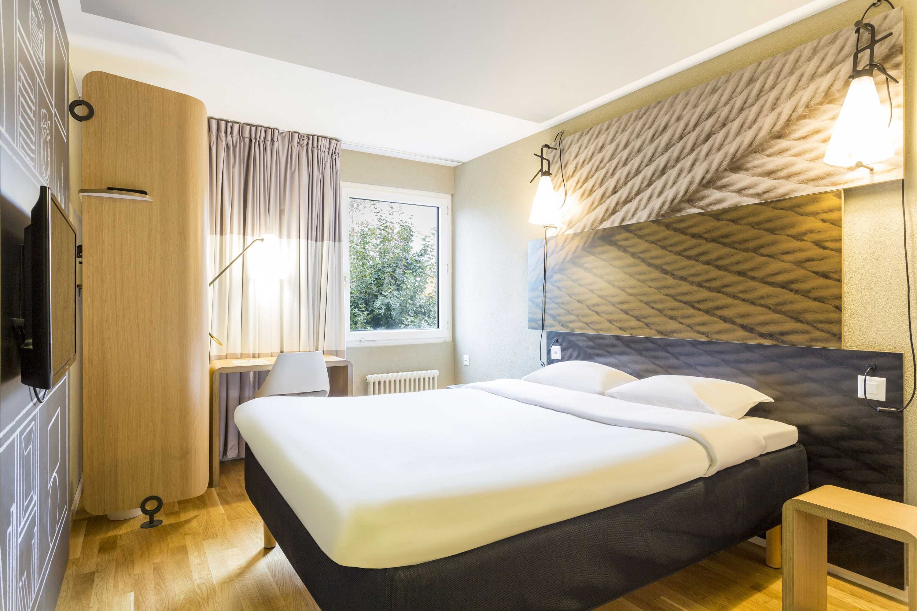 Gift card for B&b Hotel Rothrist Olten Gift card for B&b Hotel Rothrist Olten