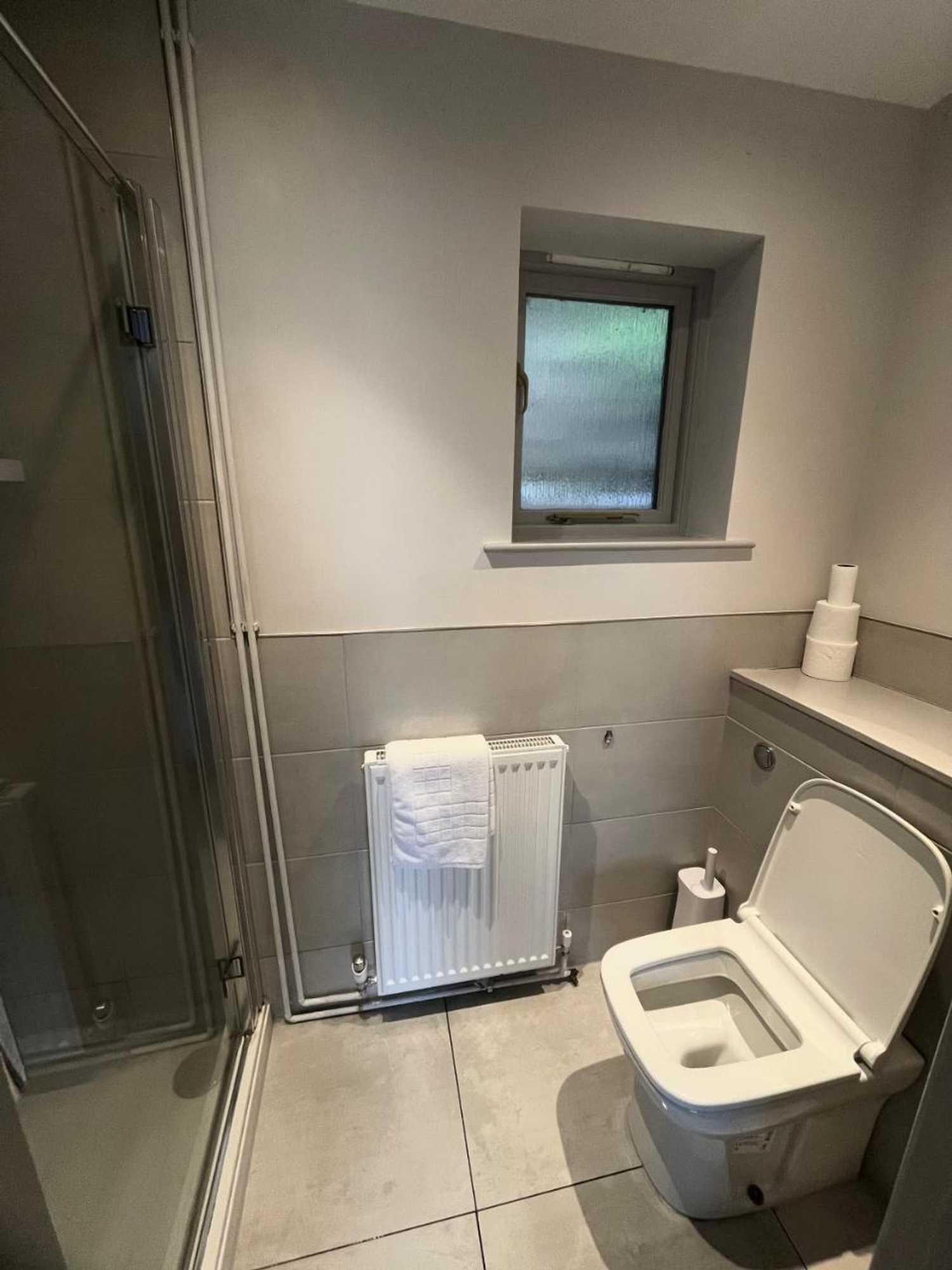 Gift card for Oak, Country Chalet Located in Pegsdon