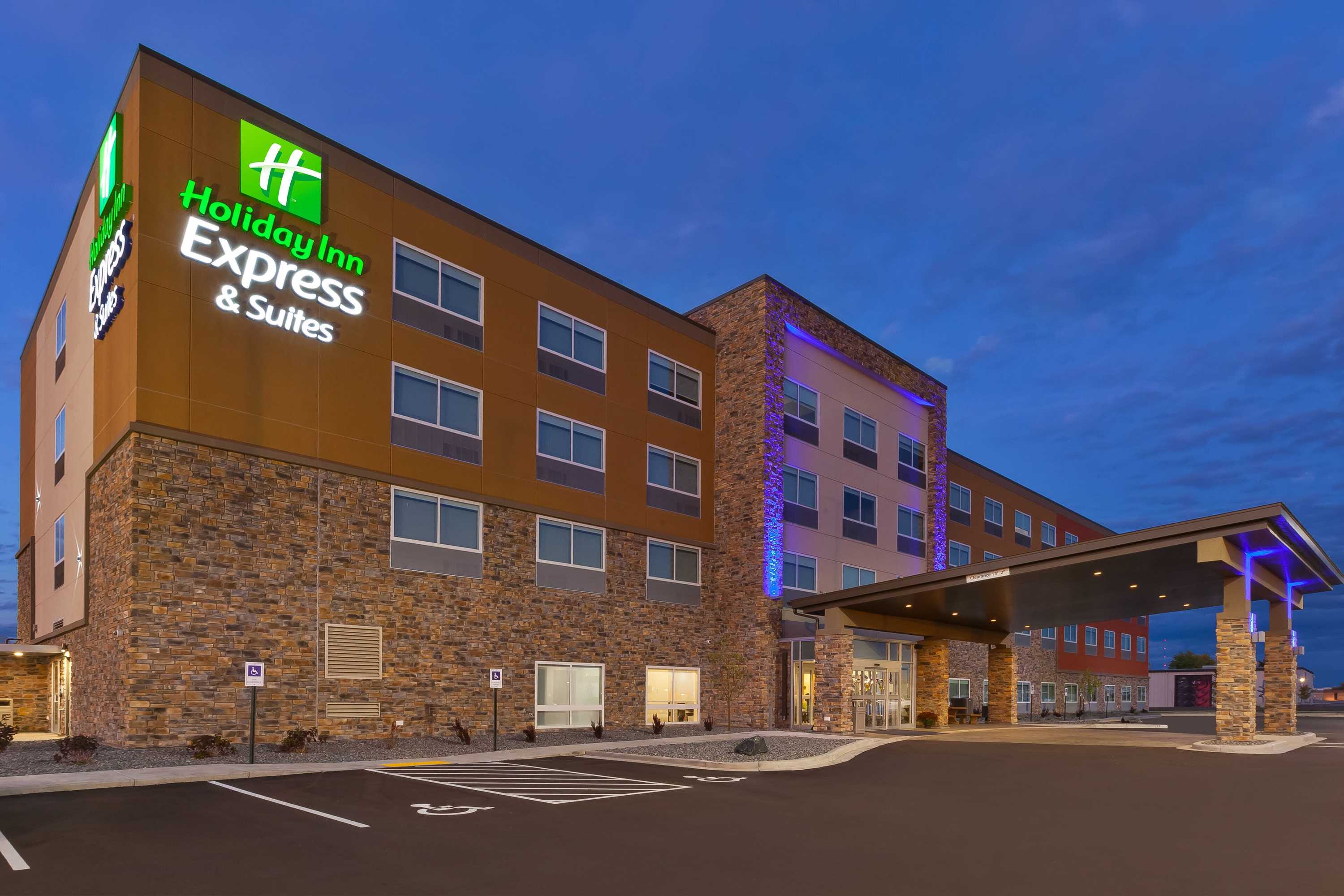 Gift card for Holiday Inn Express And Suites Eau Claire West I-94 by Ihg Gift card for Holiday Inn Express And Suites Eau Claire West I-94 by Ihg