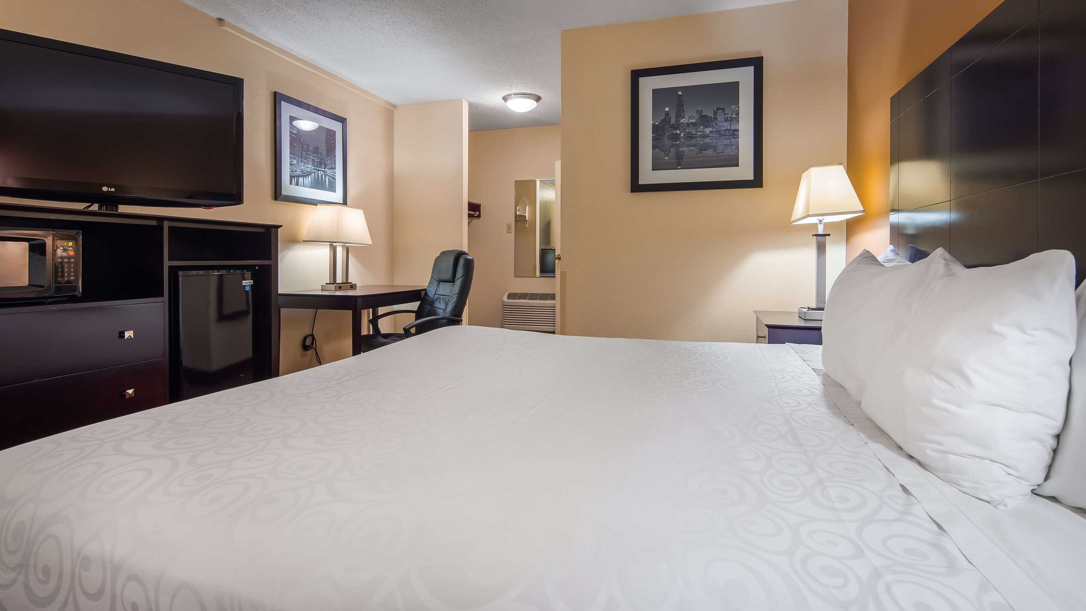 Gift card for Days Inn by Wyndham St. Charles IL Gift card for Days Inn by Wyndham St. Charles IL