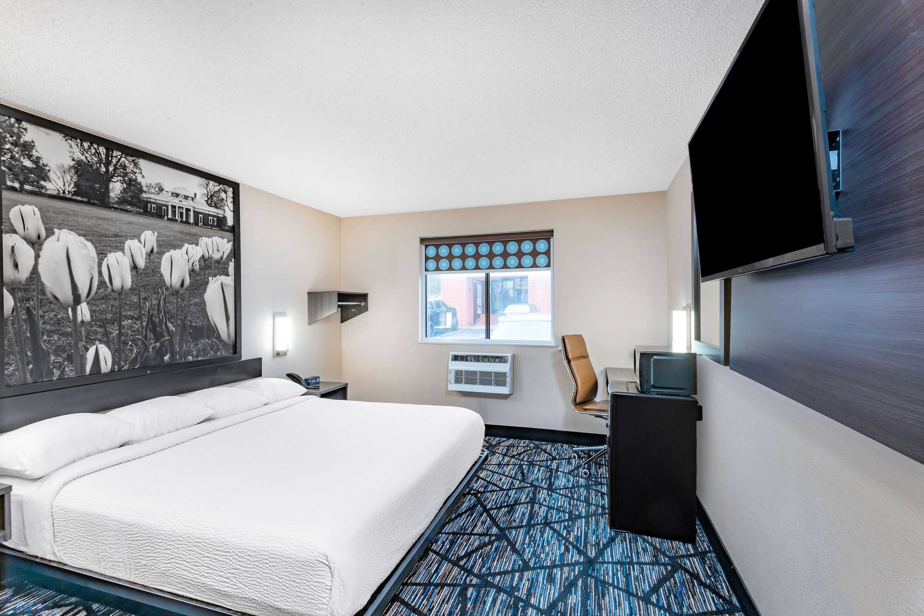 Gift card for Super 8 by Wyndham Charlottesville Gift card for Super 8 by Wyndham Charlottesville