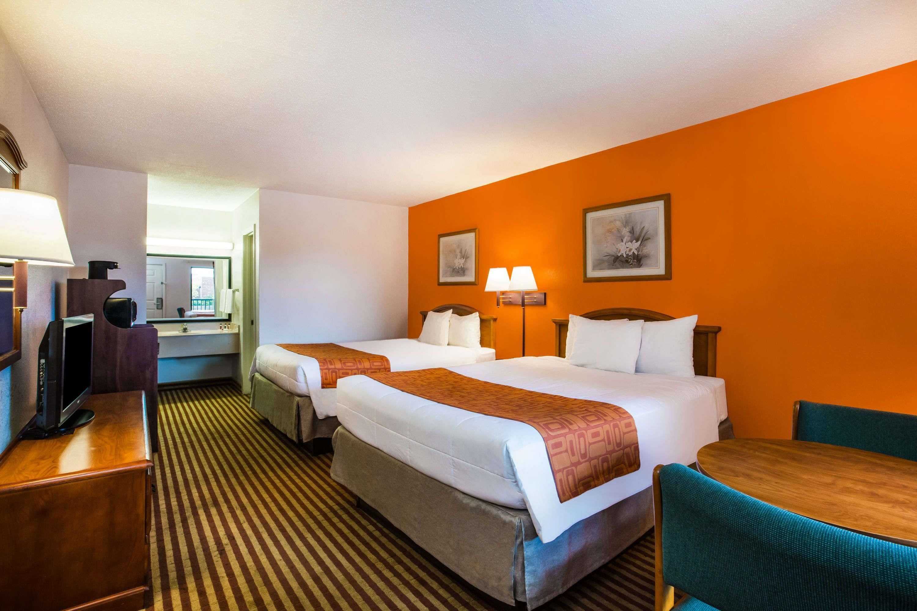 Gift card for Howard Johnson by Wyndham Panama City Gift card for Howard Johnson by Wyndham Panama City