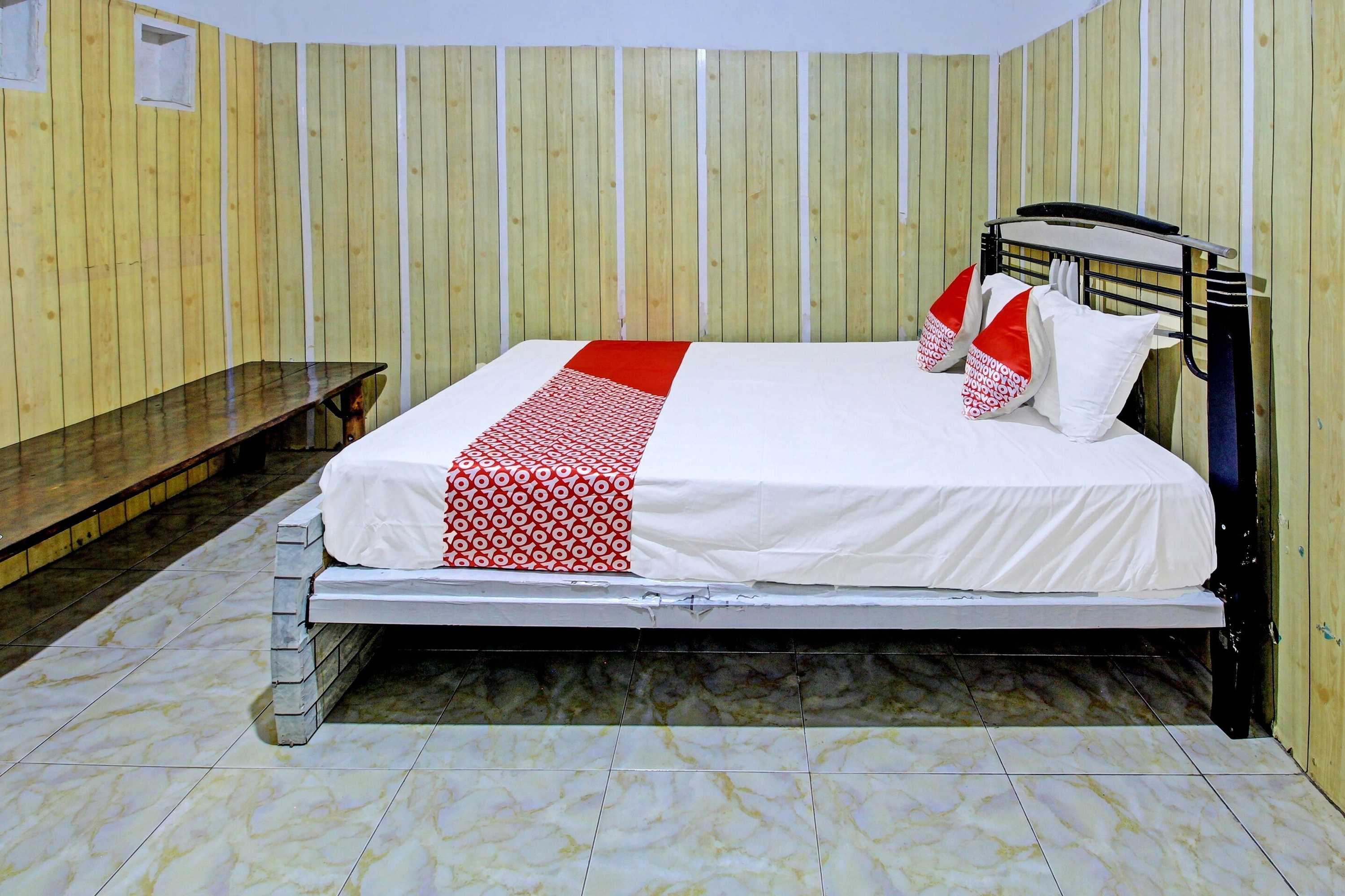 Gift card for Oyo 3012 Coupis Guesthouse Syariah Gift card for Oyo 3012 Coupis Guesthouse Syariah
