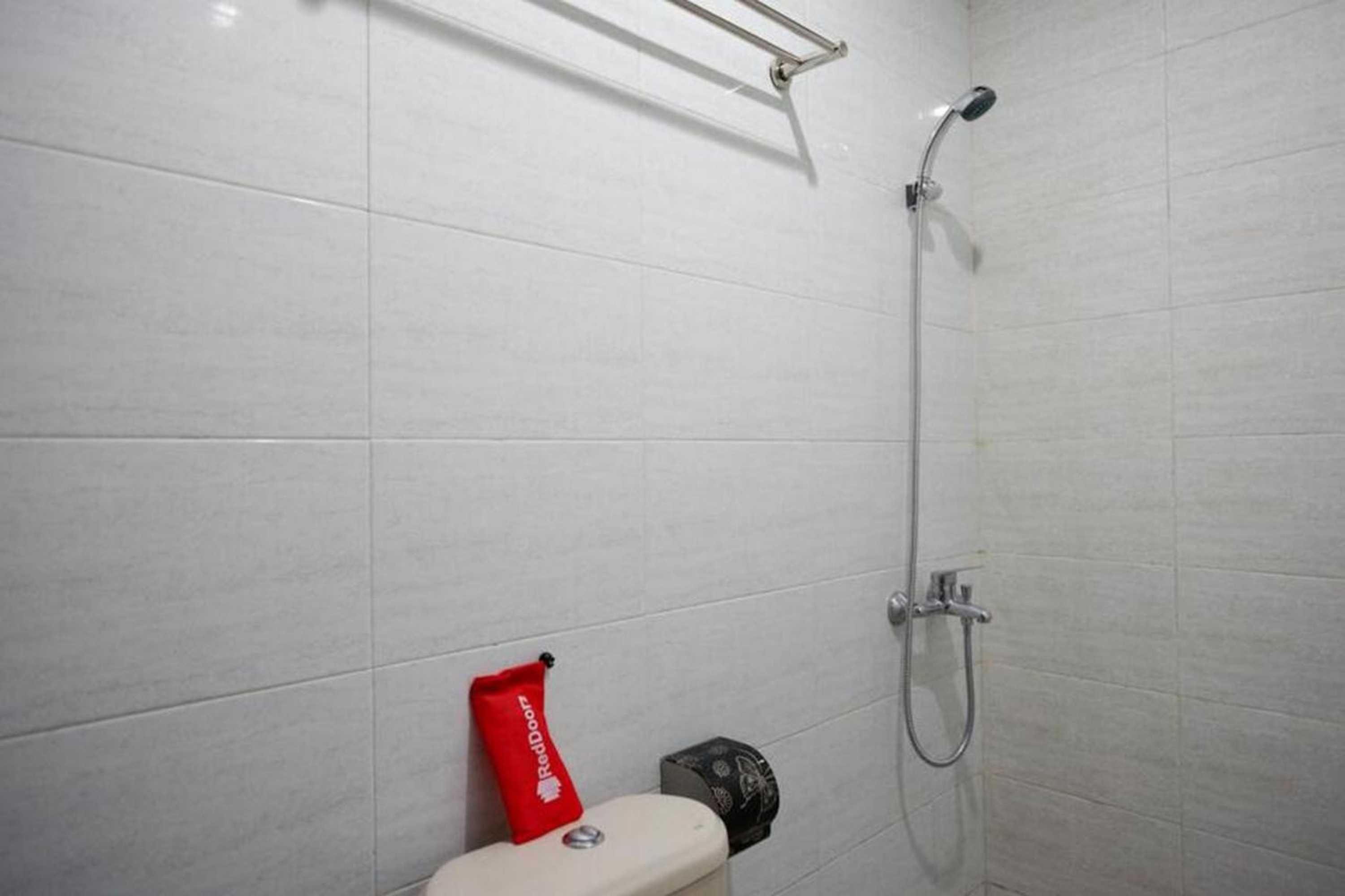 Gift card for Reddoorz Syariah Near Rsud Margono Purwokerto