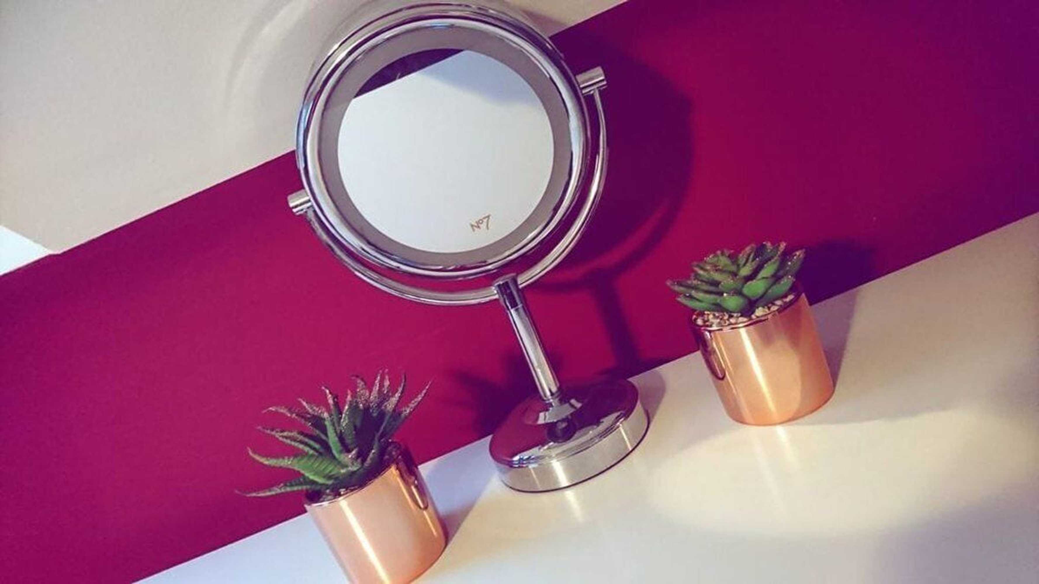 Gift card for John Wayne's Lodge by Sea