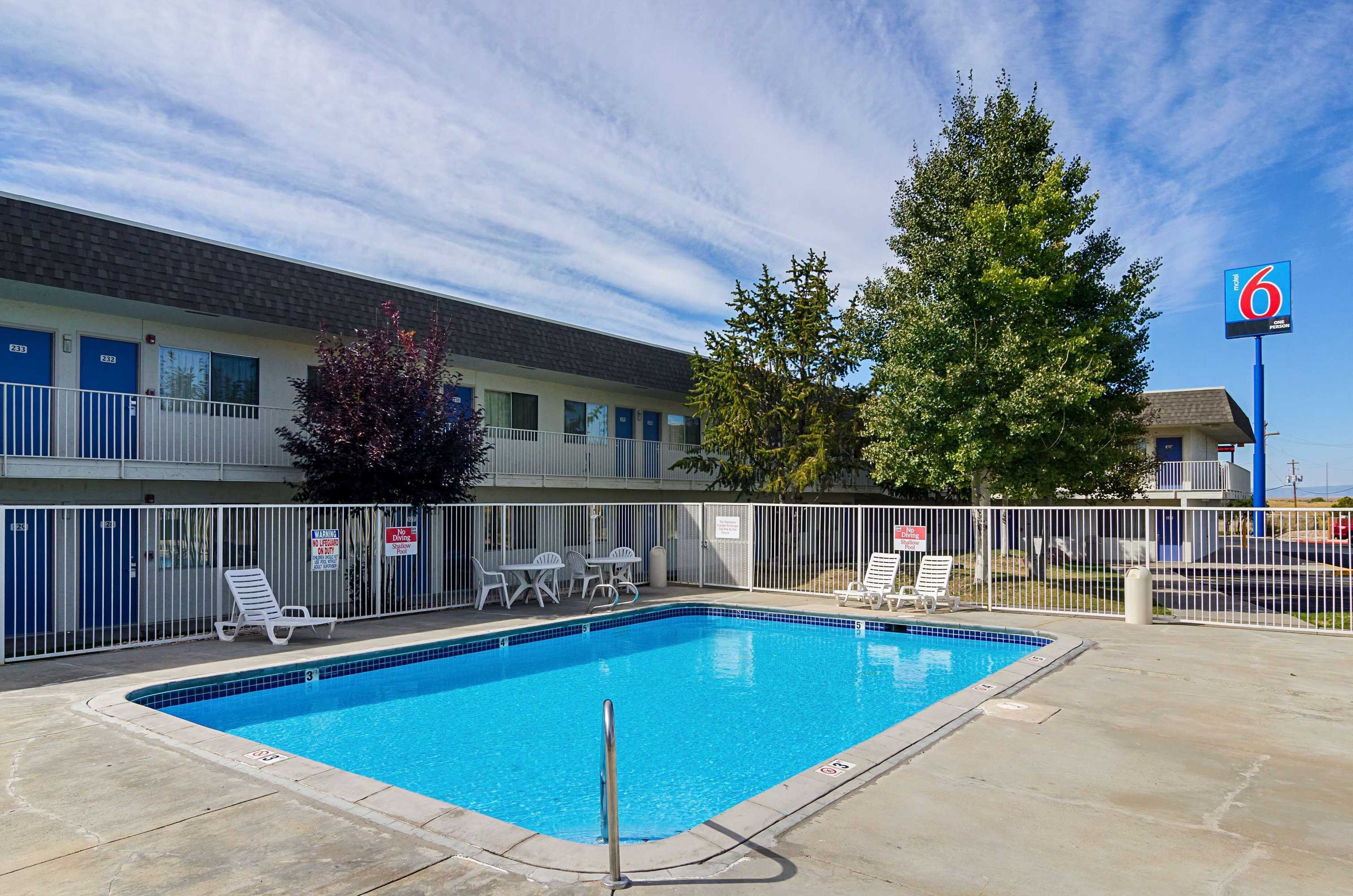 Gift card for Motel 6 Laramie, WY