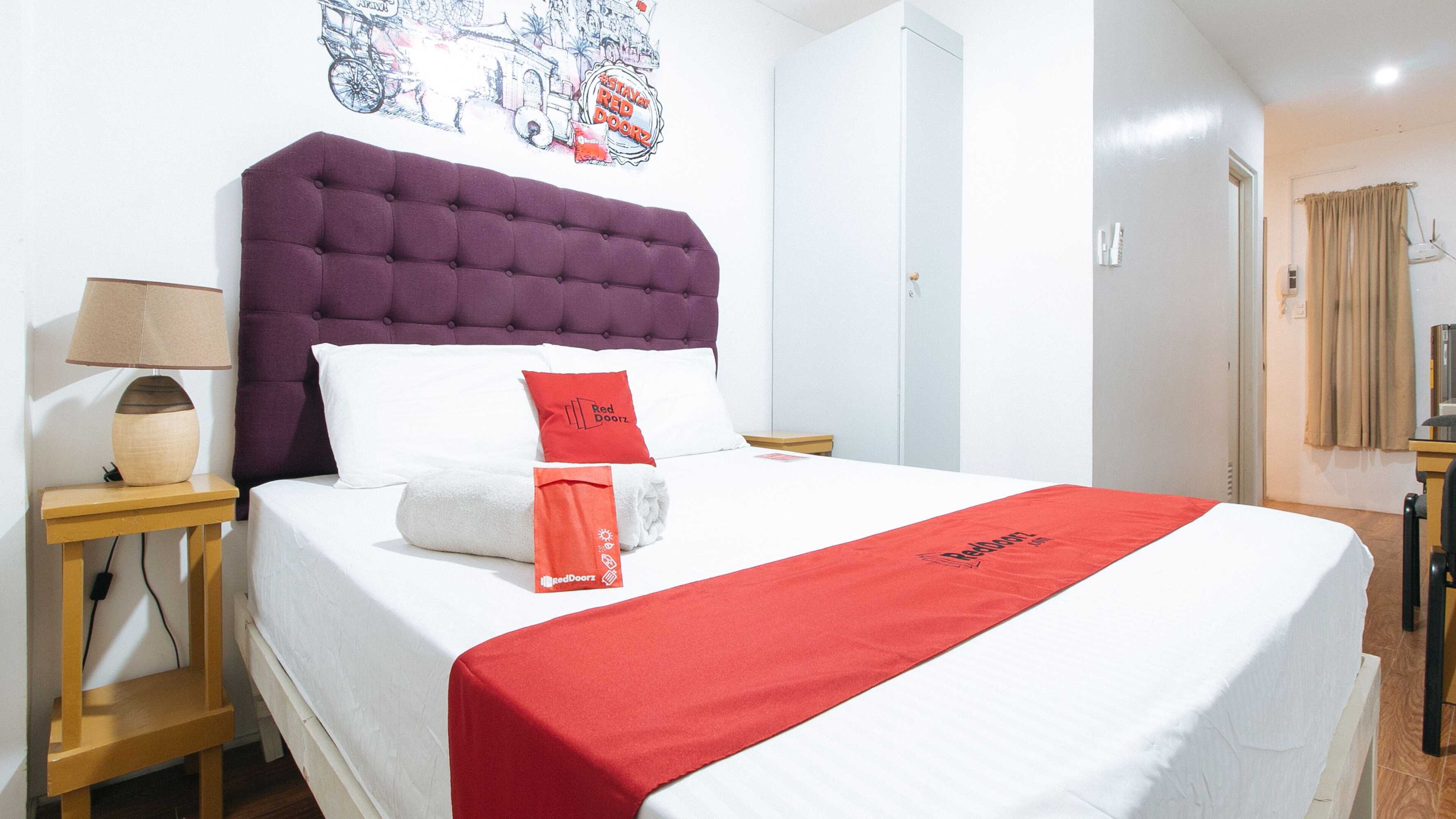Gift card for Reddoorz Plus @ Ruby Las Pinas Weekly Stay Gift card for Reddoorz Plus @ Ruby Las Pinas Weekly Stay