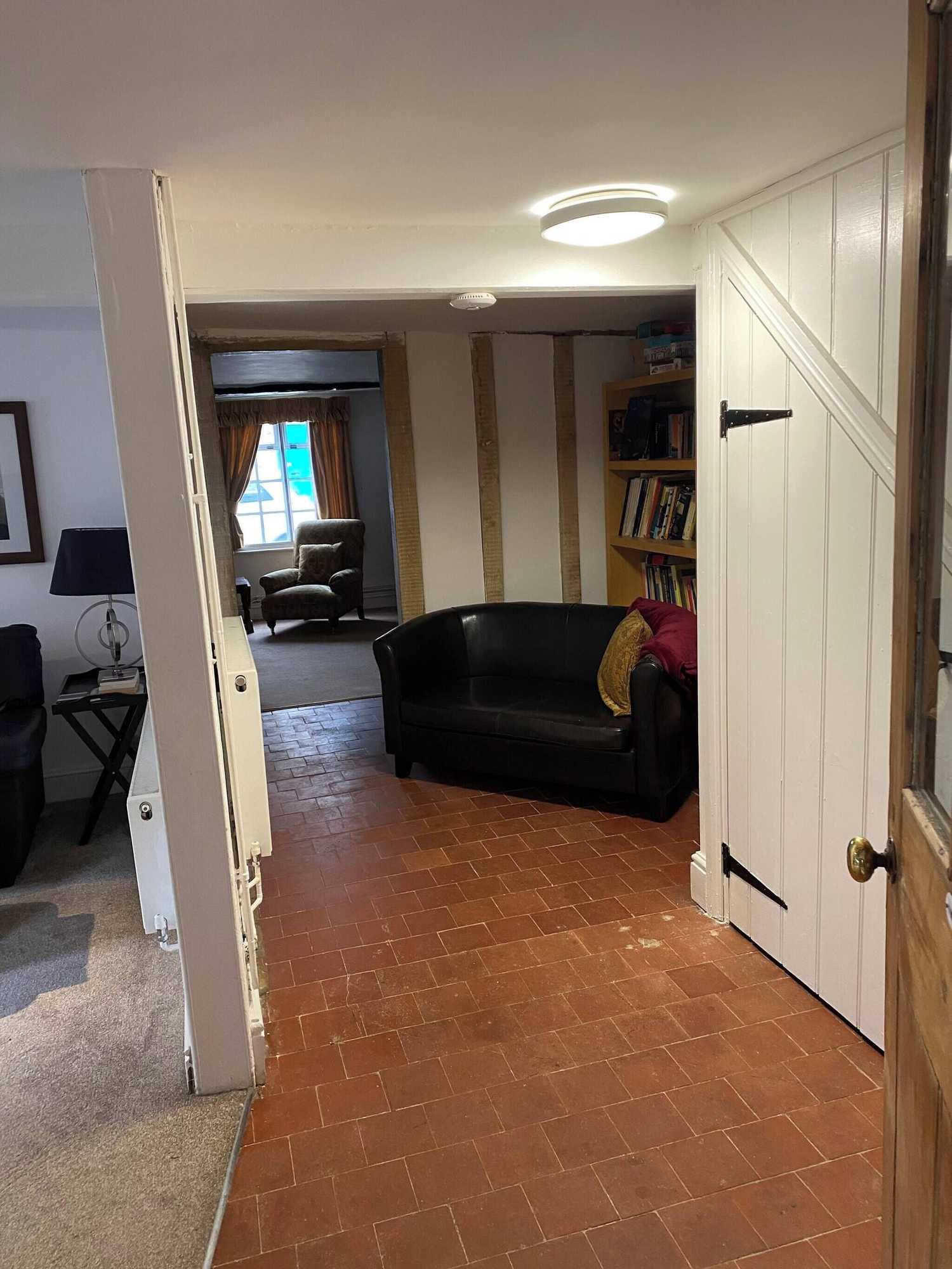Gift card for 4 BR & 2 Bathroom House Parking Garden St Neots Town Centre Gift card for 4 BR & 2 Bathroom House Parking Garden St Neots Town Centre