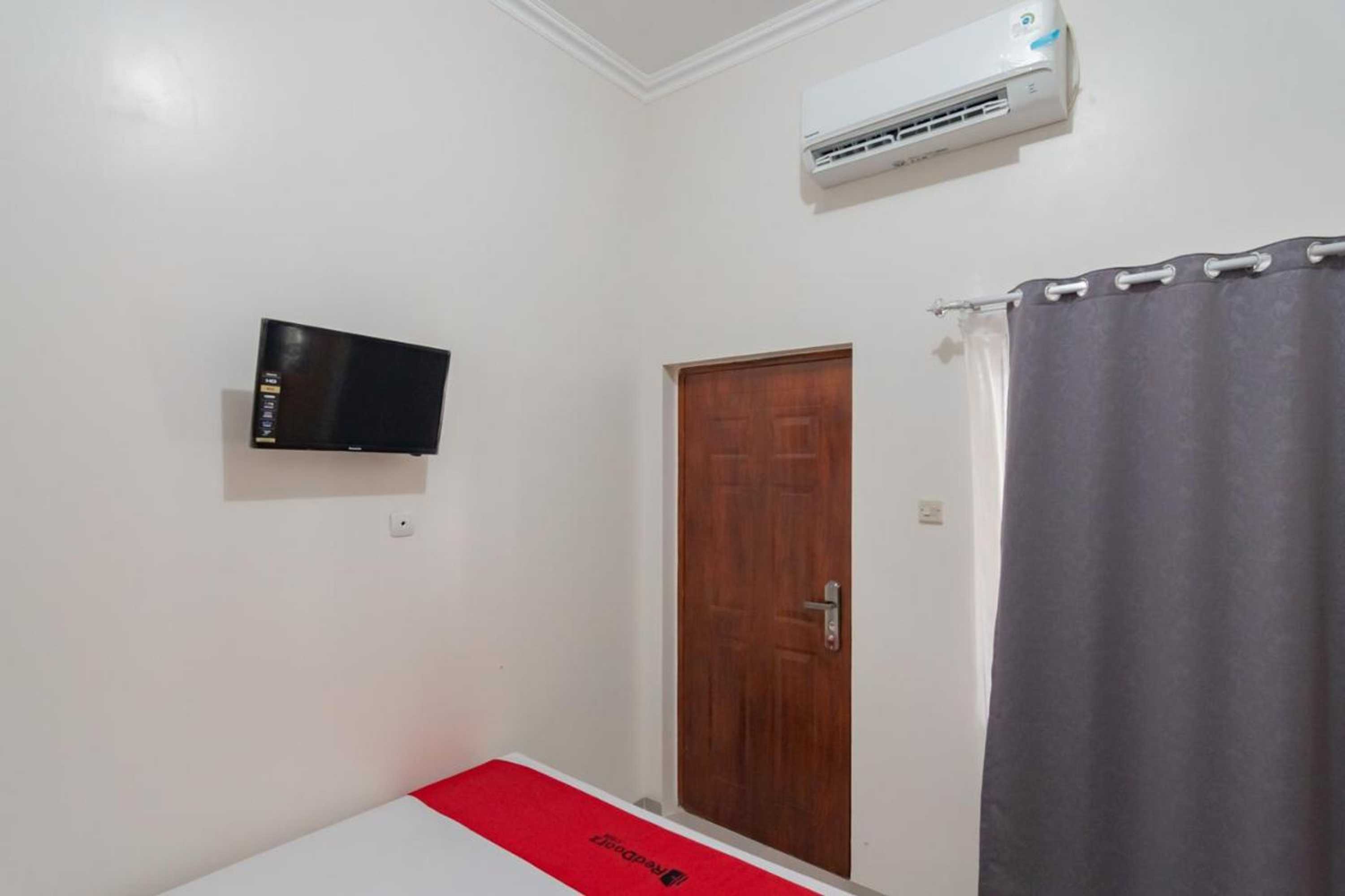 Gift card for Perintis Guesthouse Tasikmalaya by Reddoorz