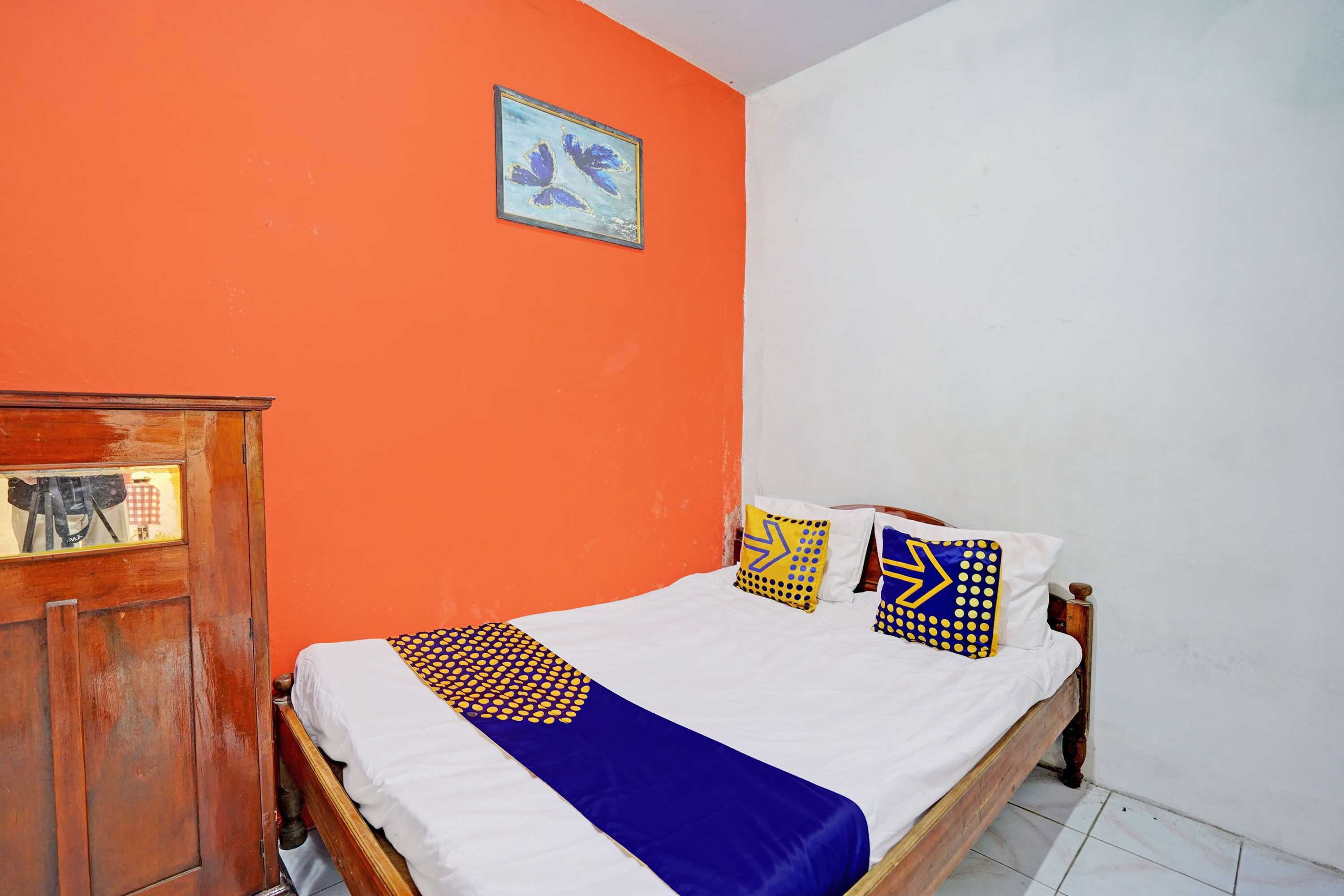 Gift card for Oyo Life 92921 Omaya Kost Syariah Gift card for Oyo Life 92921 Omaya Kost Syariah