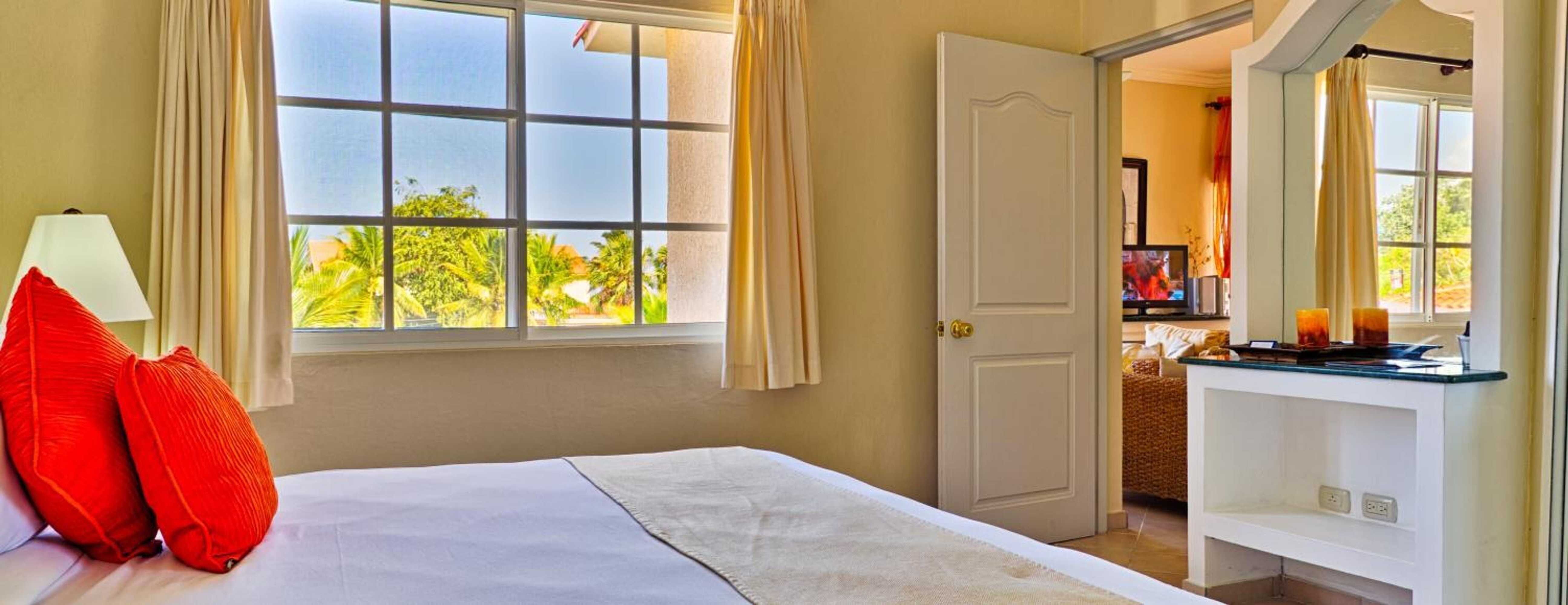 Gift card for Lifestyle Crown Residence Suites - All Inclusive Gift card for Lifestyle Crown Residence Suites - All Inclusive