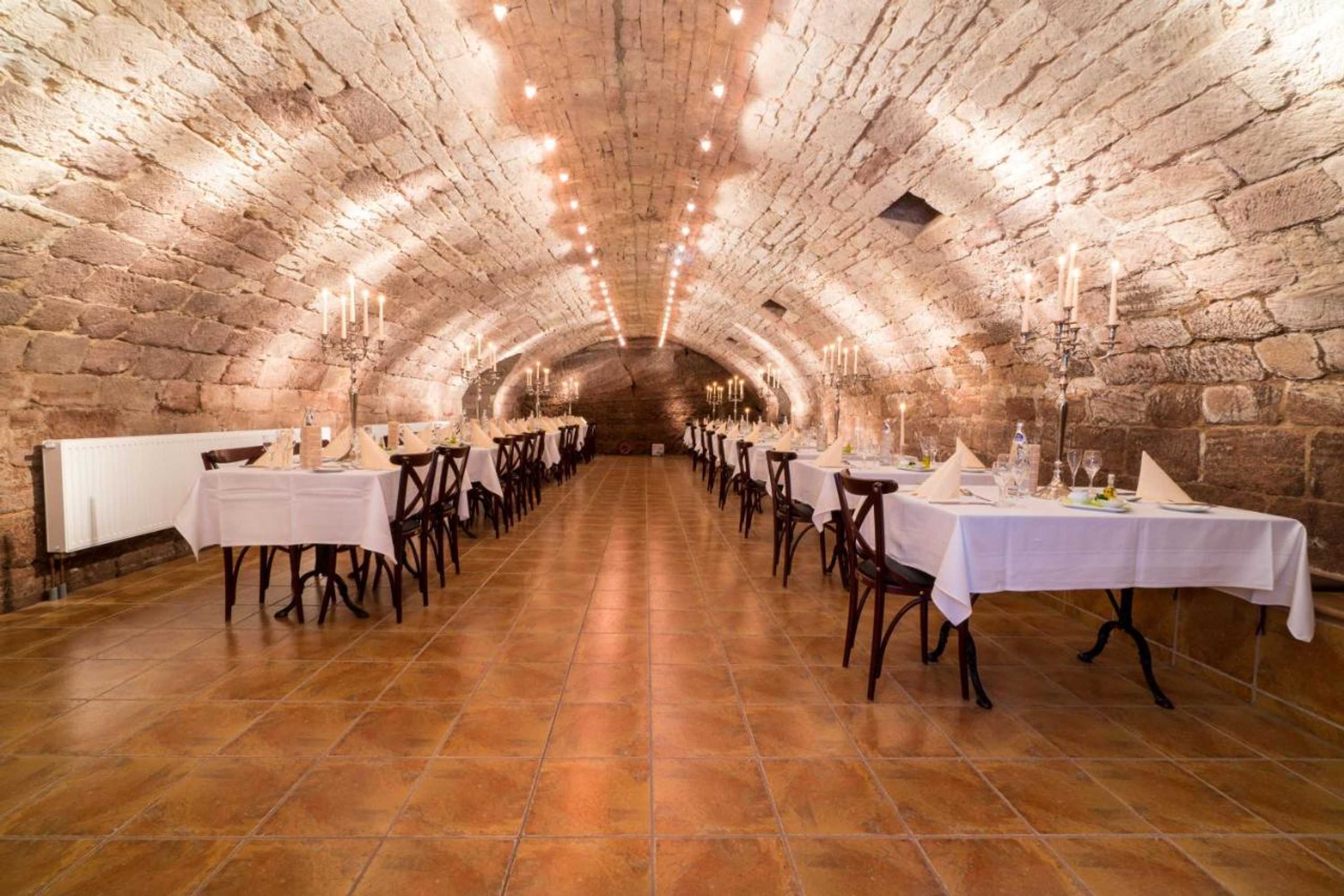 Gift card for Naumburger Wein & Sekt Manufaktur - Pension 1824