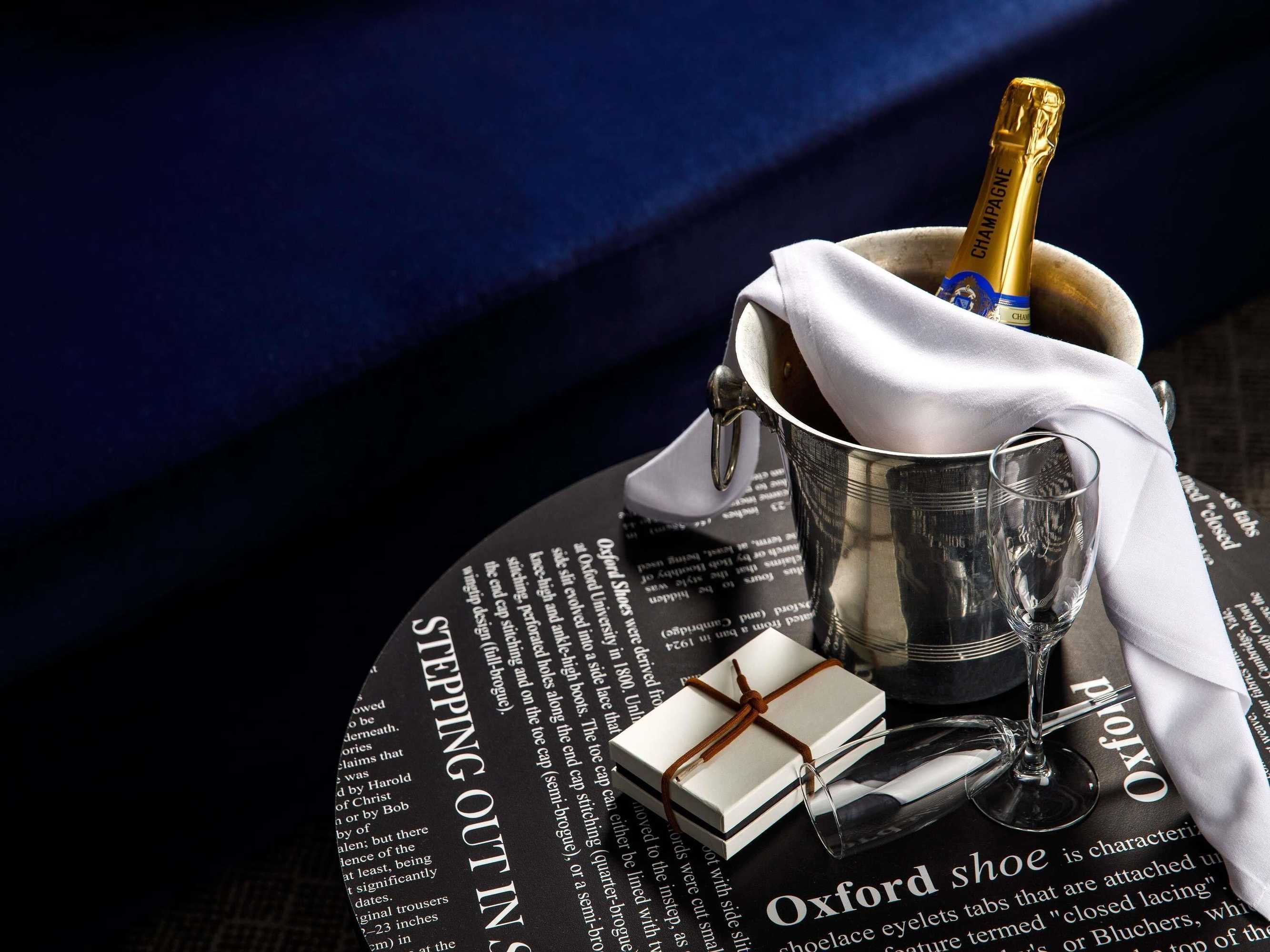 Gift card for Mercure Oxford Hawkwell House Hotel Gift card for Mercure Oxford Hawkwell House Hotel