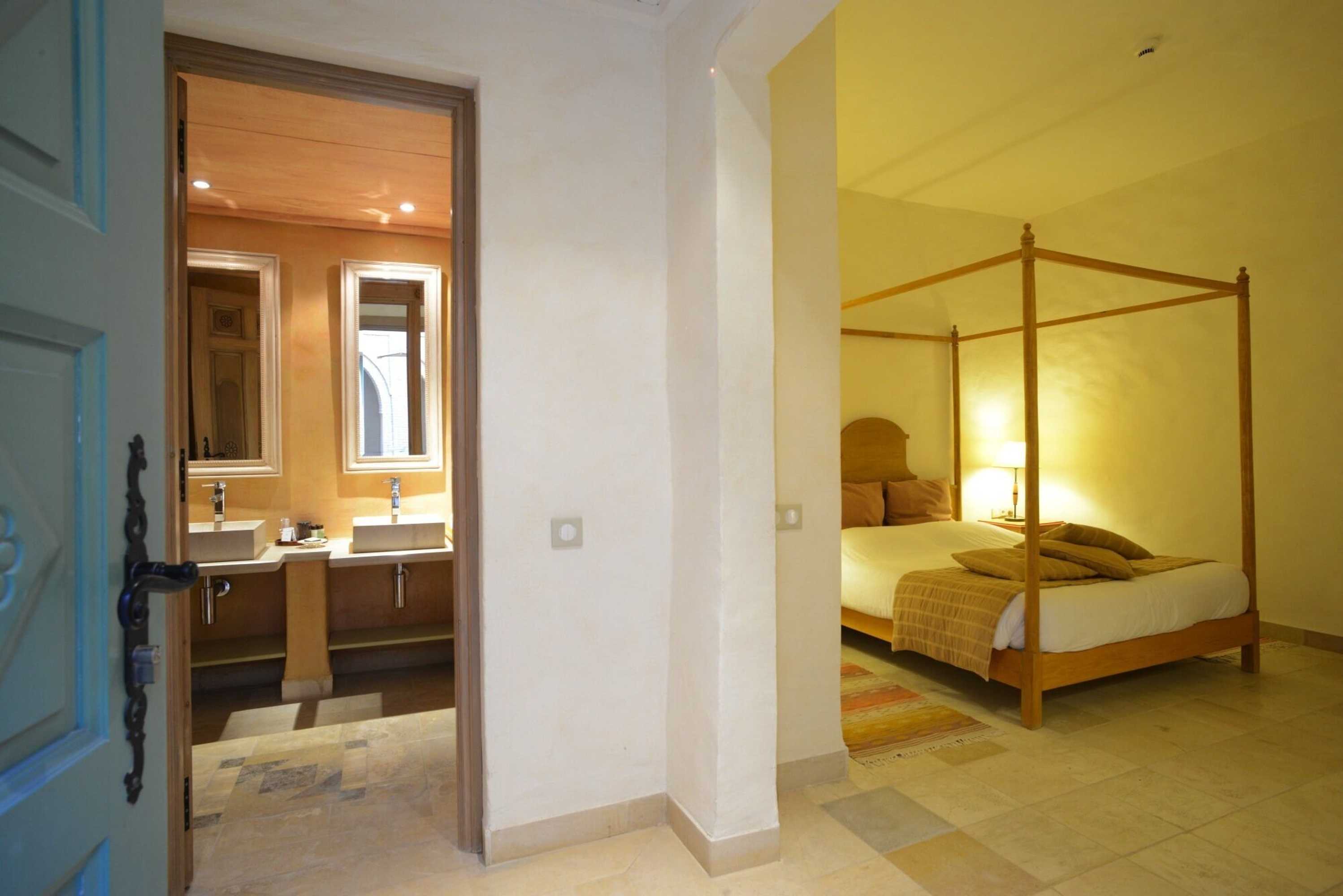 Gift card for Dar Saida Beya Tozeur Guest House Gift card for Dar Saida Beya Tozeur Guest House