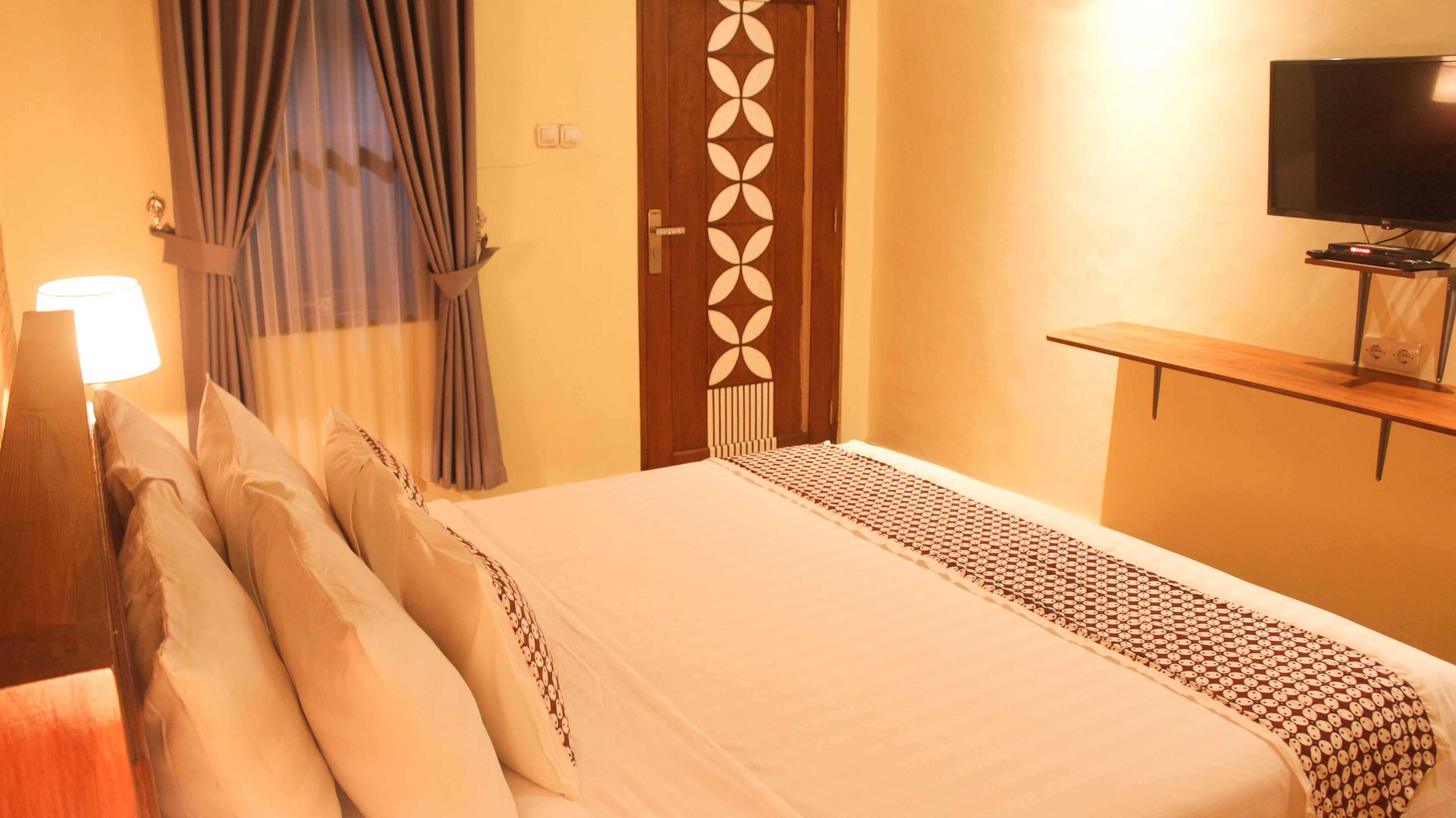 Gift card for Anang Bed & Breakfast Syariah by Ndalem Beong Gift card for Anang Bed & Breakfast Syariah by Ndalem Beong