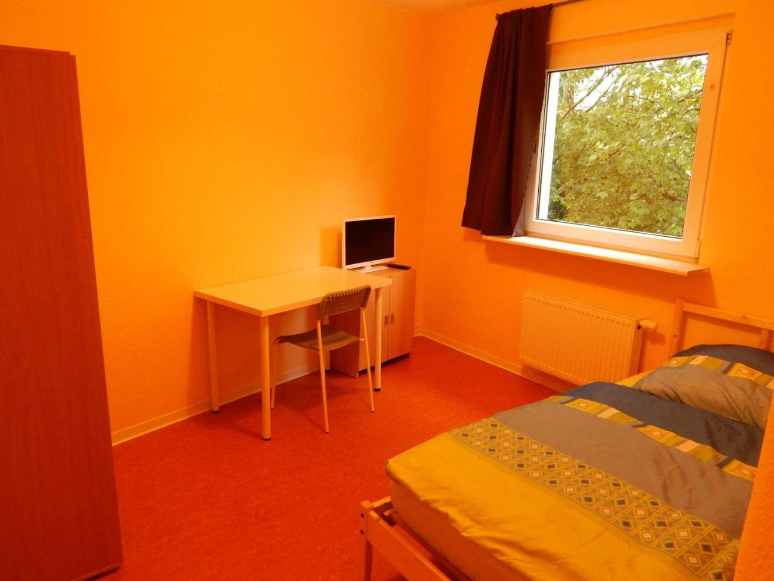 Gift card for Home at Friends' - City - Zu Hause Bei Freunden