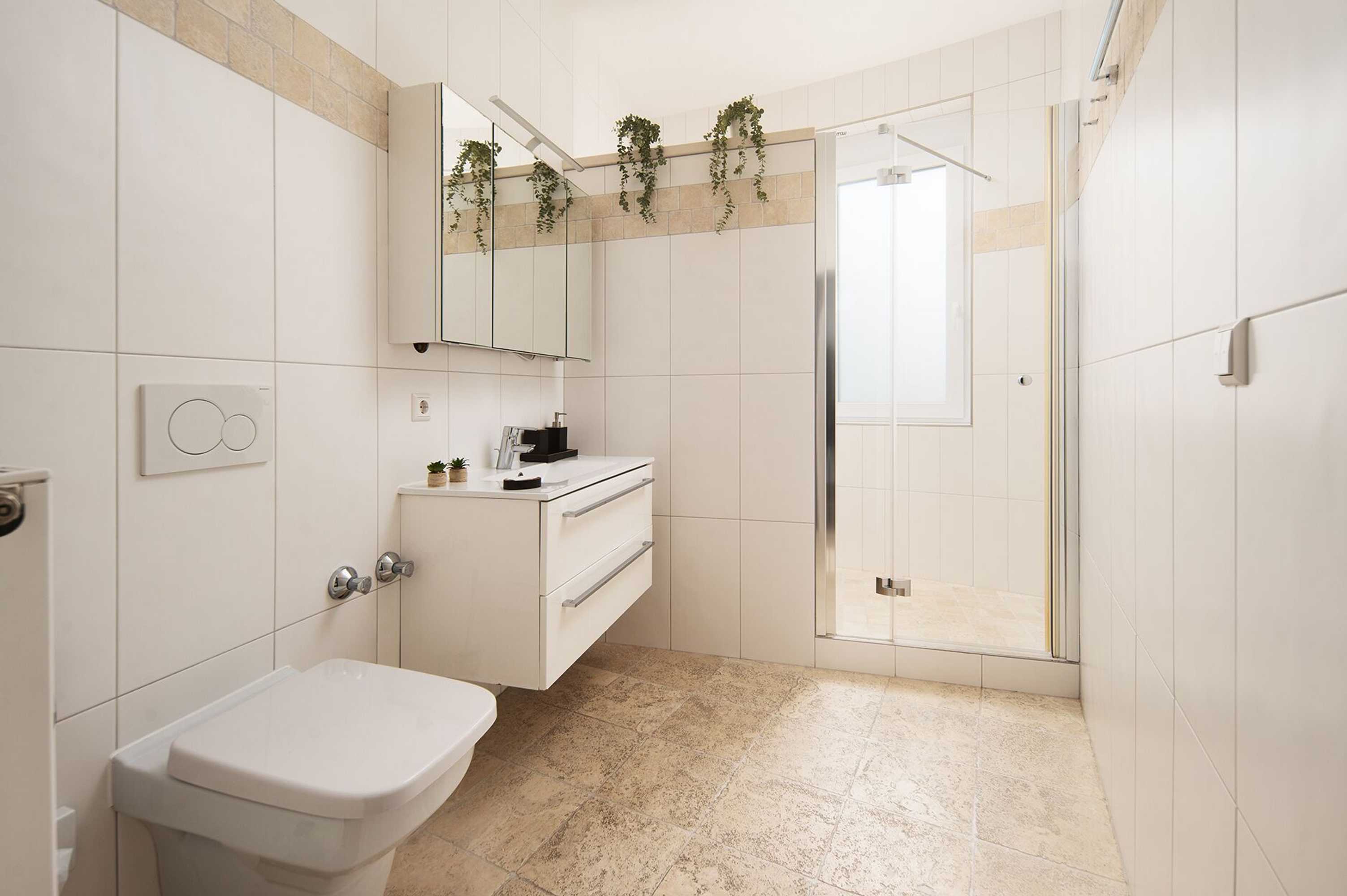 Gift card for Hotel Vier Jahreszeiten Direkt an Den Kliniken Und Therme Bad Krozingen, Nahe Freiburg