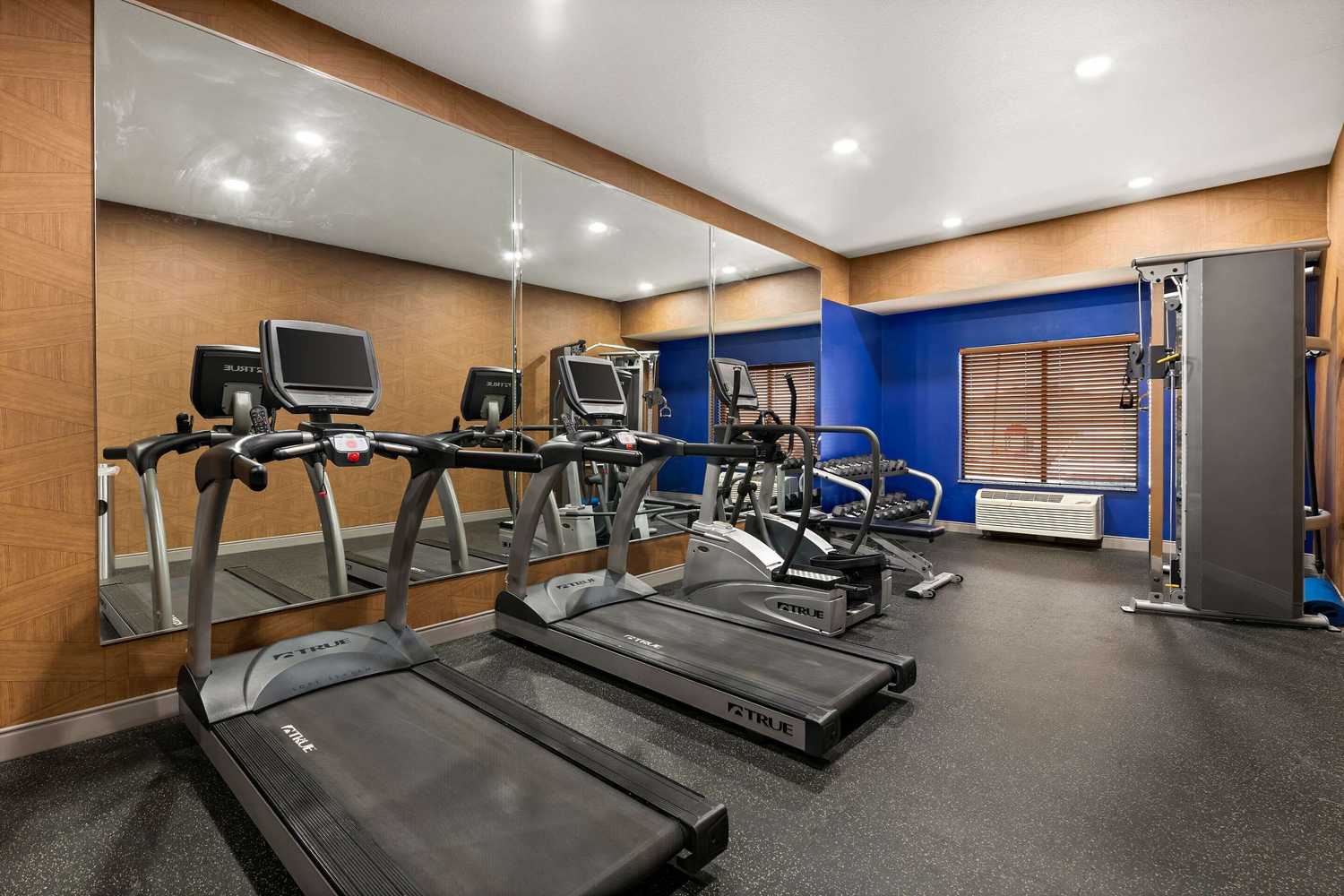 Gift card for Comfort Suites Hudson I-94