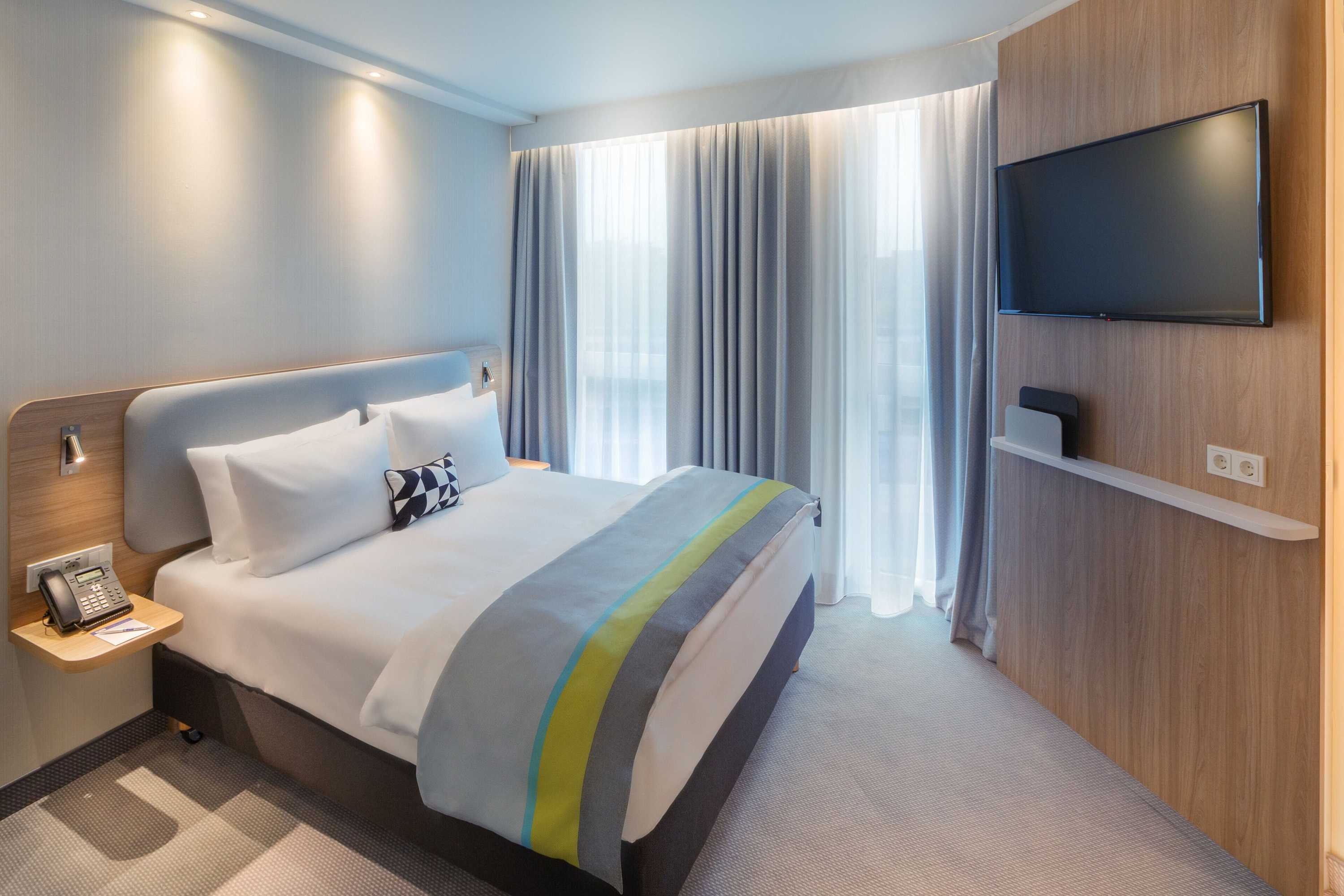 Gift card for Holiday Inn Express Erlangen by Ihg Gift card for Holiday Inn Express Erlangen by Ihg