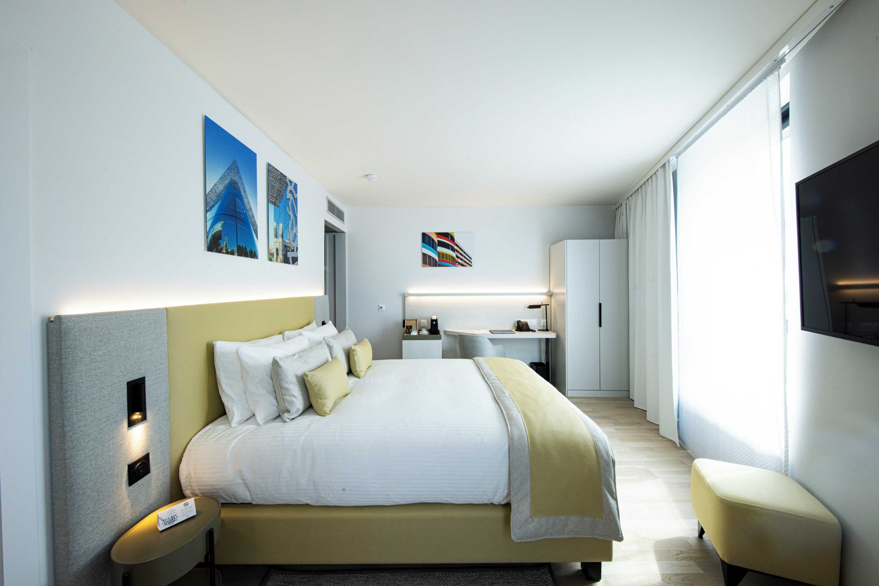Gift card for Crowne Plaza Marseille Le Dome by Ihg Gift card for Crowne Plaza Marseille Le Dome by Ihg