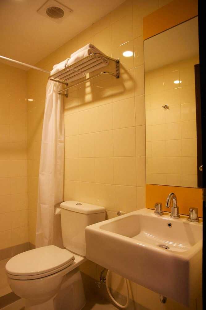 Gift card for Amaris Hotel - Bandara Soekarno Hatta Gift card for Amaris Hotel - Bandara Soekarno Hatta