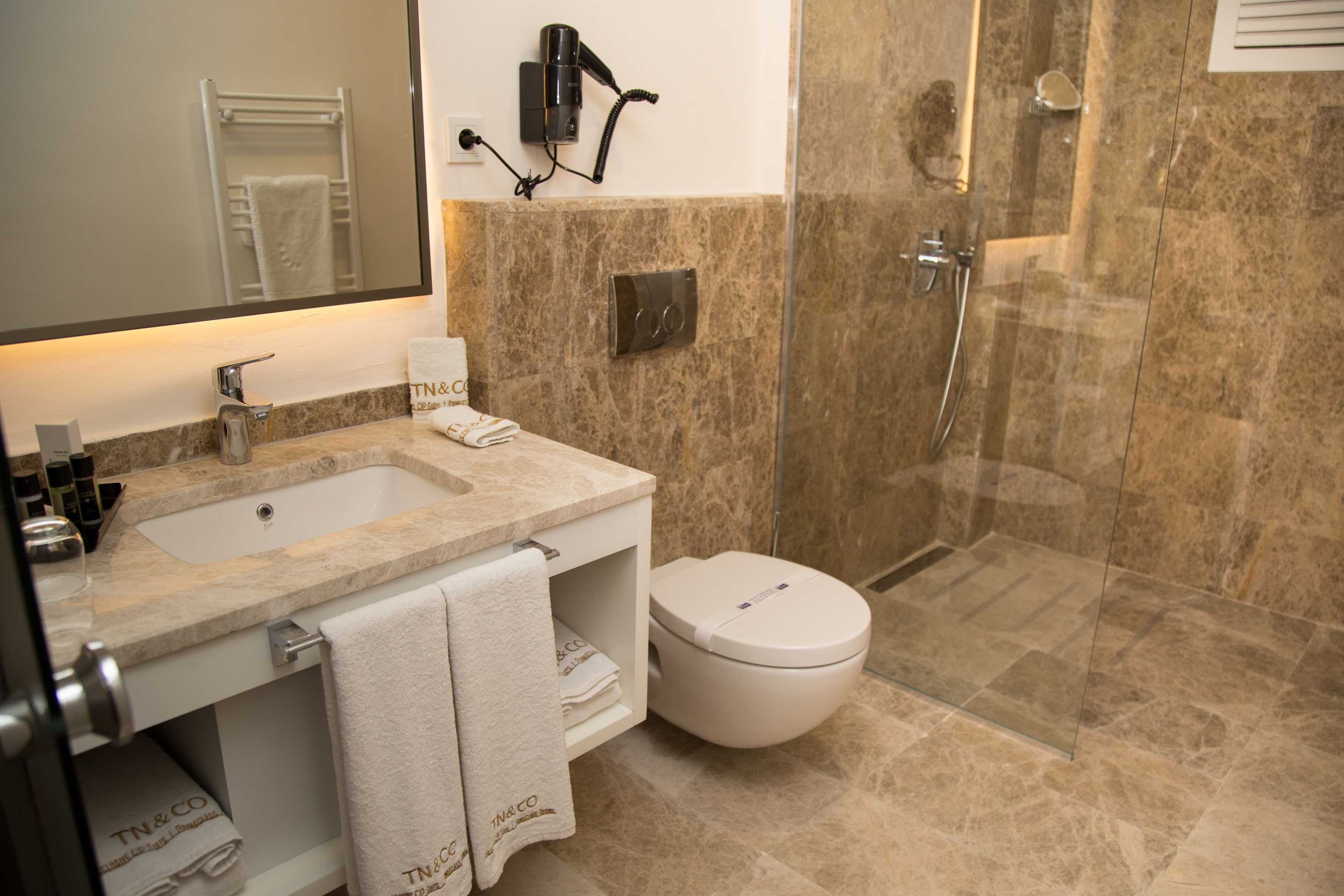 Gift card for TN & CO Hotel