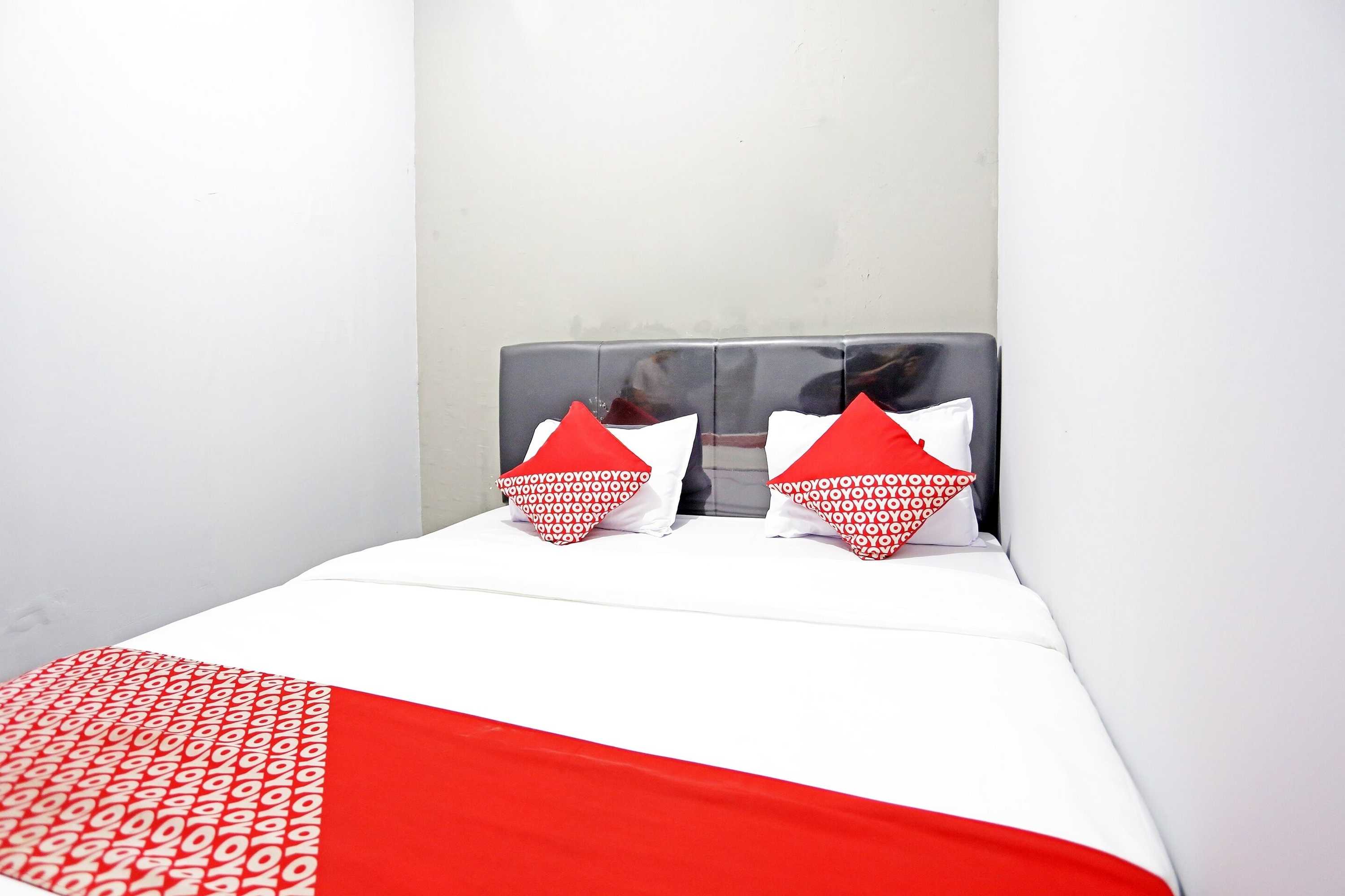 Gift card for Oyo 90848 J&b Rooms Bekasi Gift card for Oyo 90848 J&b Rooms Bekasi
