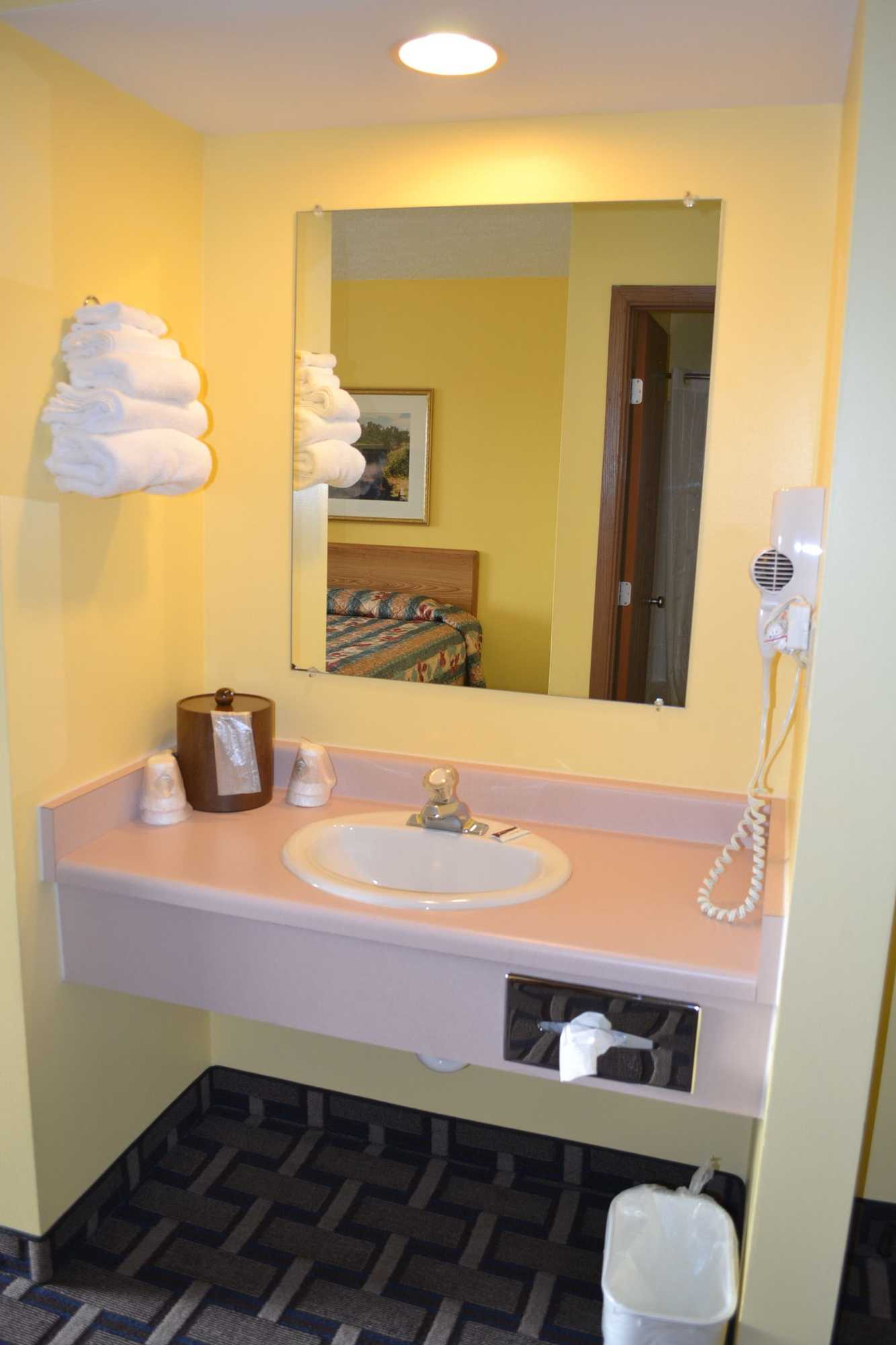 Gift card for Sky Lodge Inn & Suites Gift card for Sky Lodge Inn & Suites