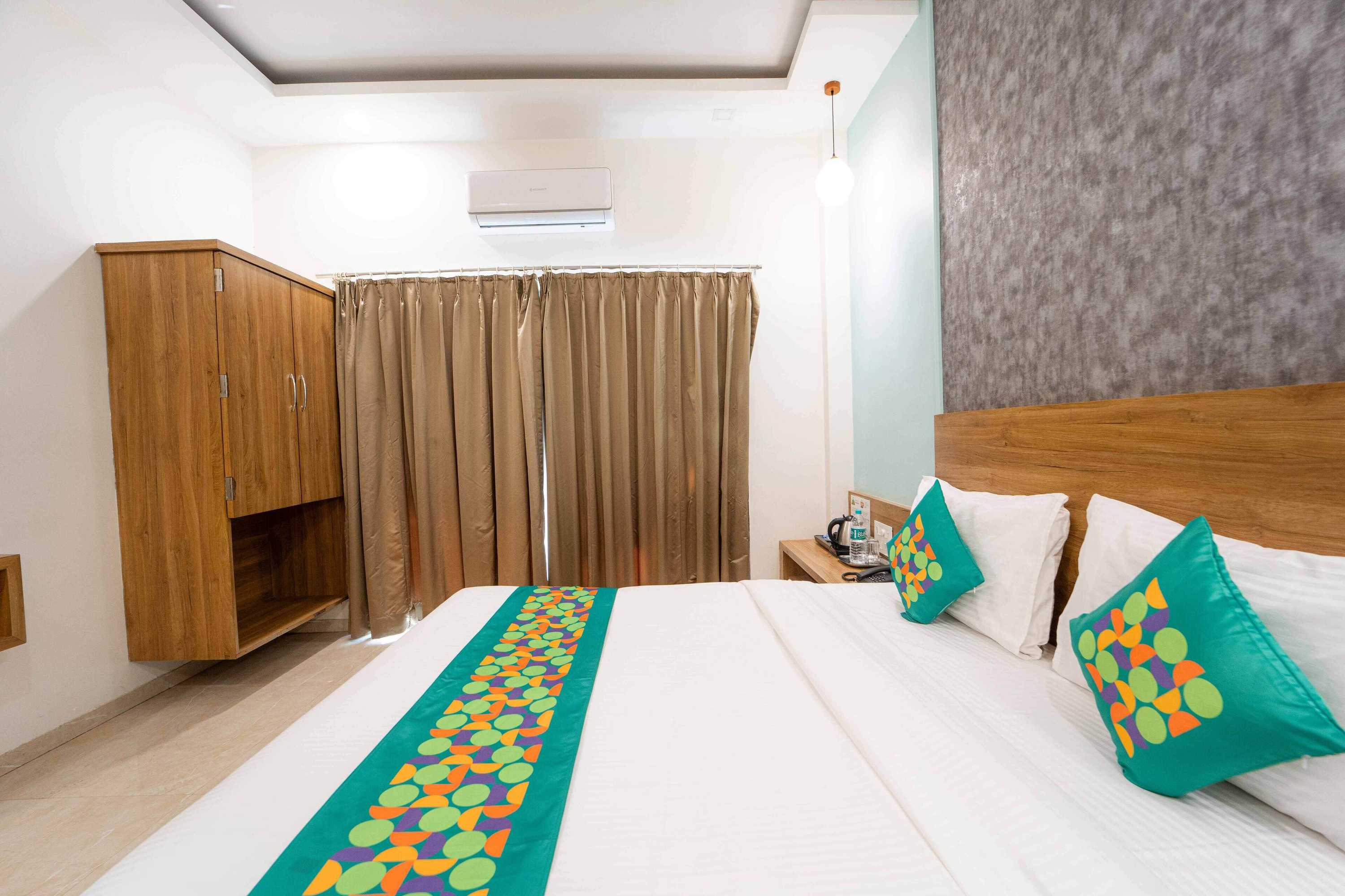 Gift card for Treebo Winter Town Venna Lake