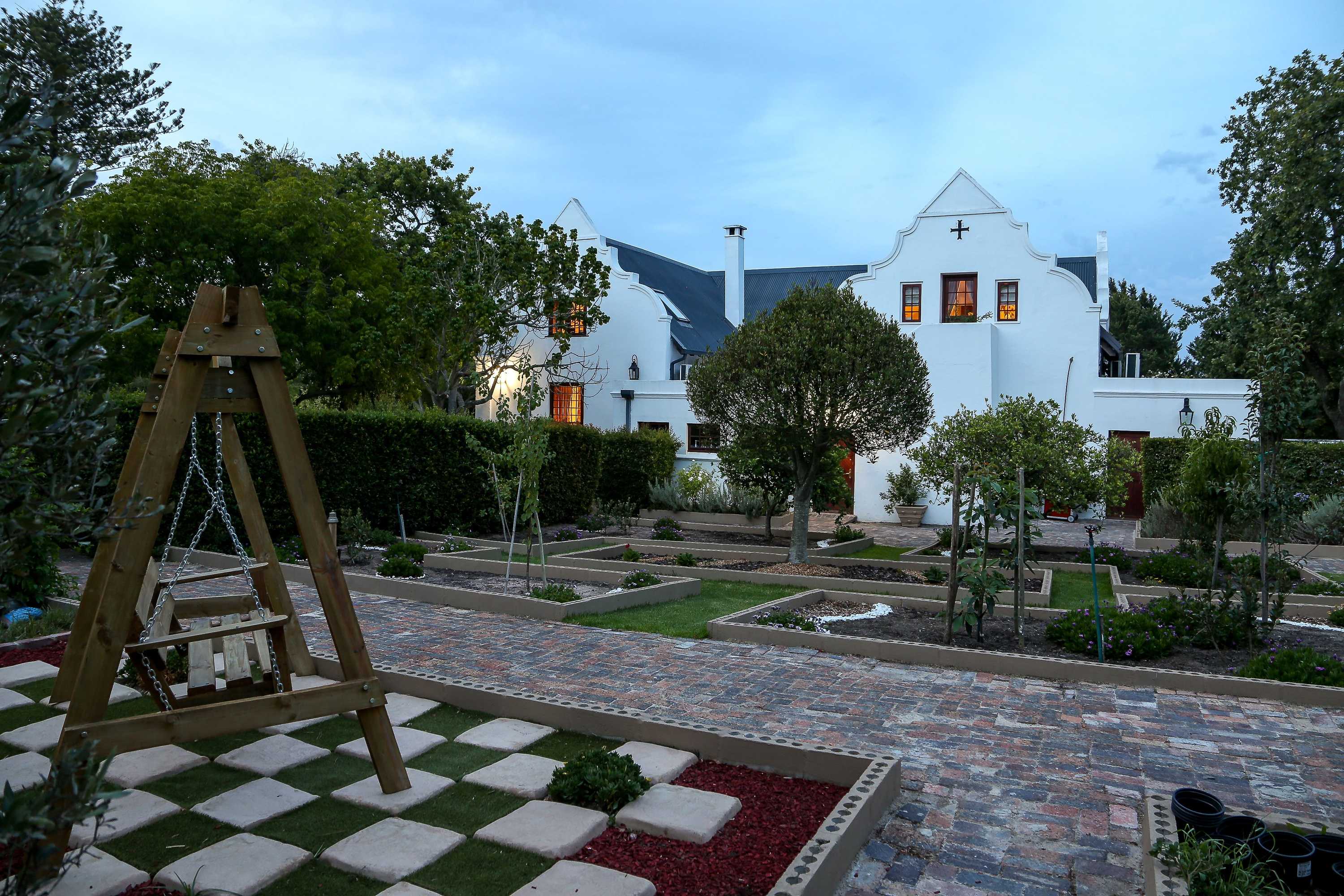 Gift card for Vredenburg Manor House Gift card for Vredenburg Manor House