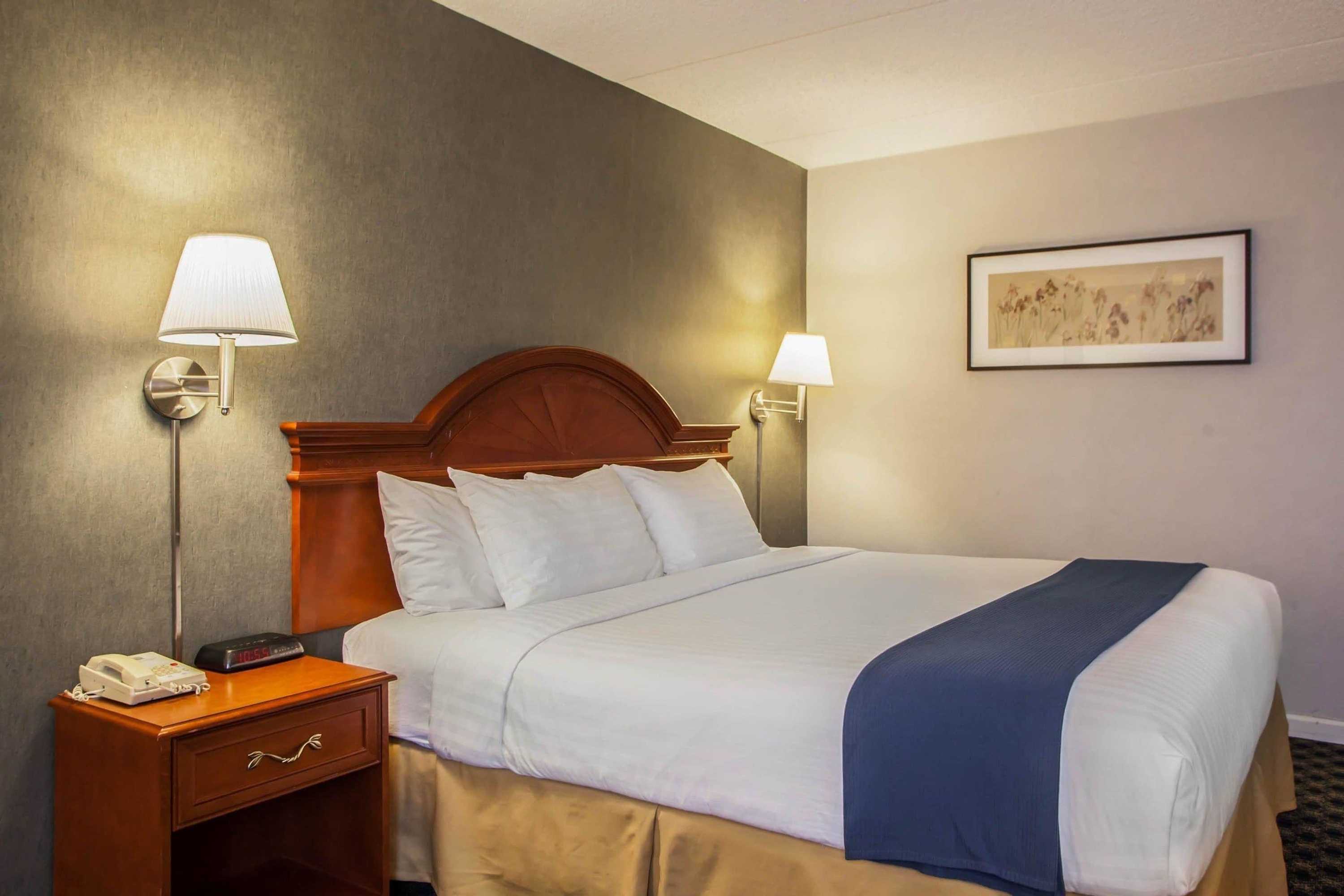 Gift card for Quality Inn & Suites St Charles - West Chicago Gift card for Quality Inn & Suites St Charles - West Chicago