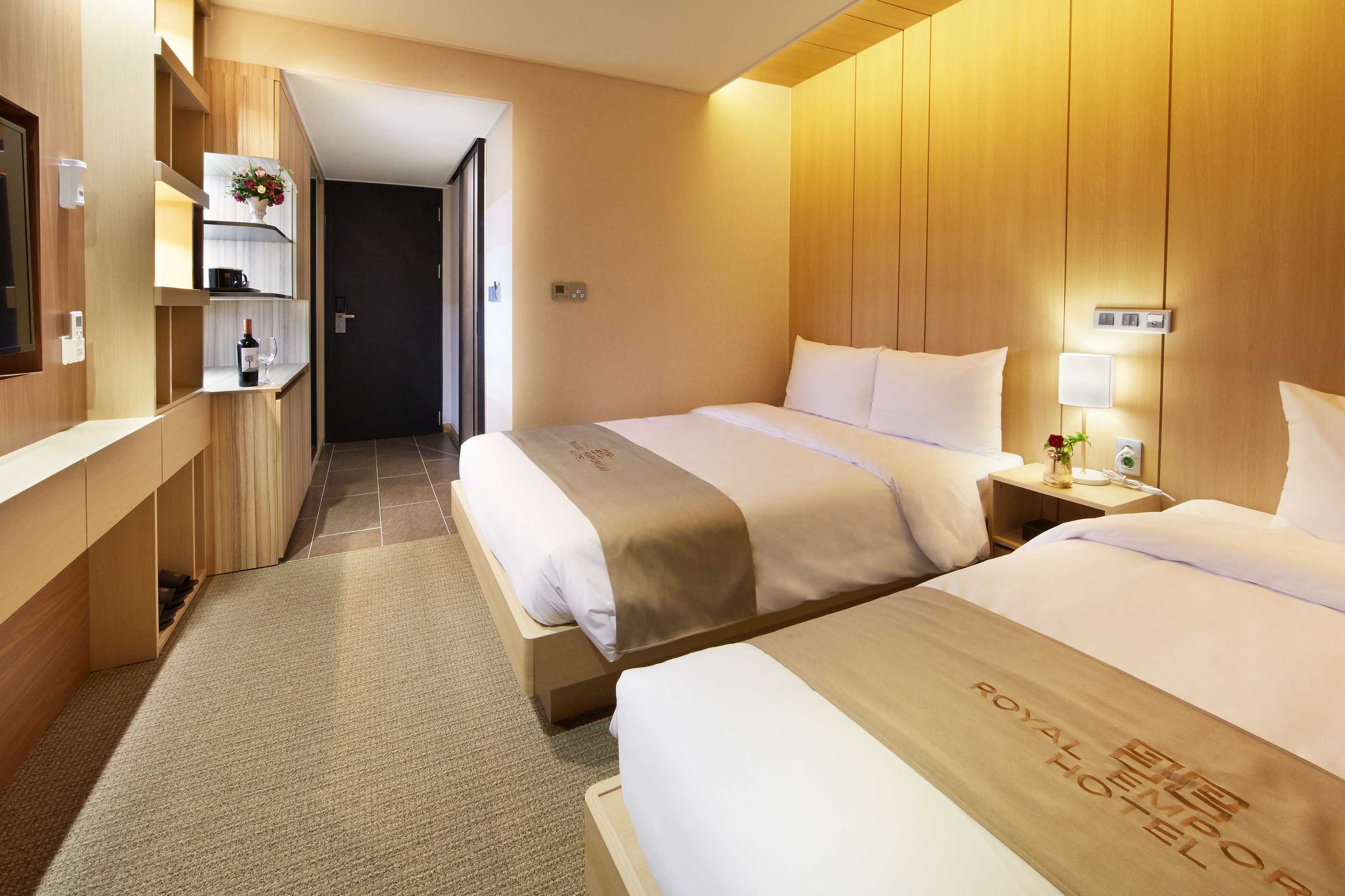 Gift card for Royal Emporium Incheon Airport Hotel Gift card for Royal Emporium Incheon Airport Hotel