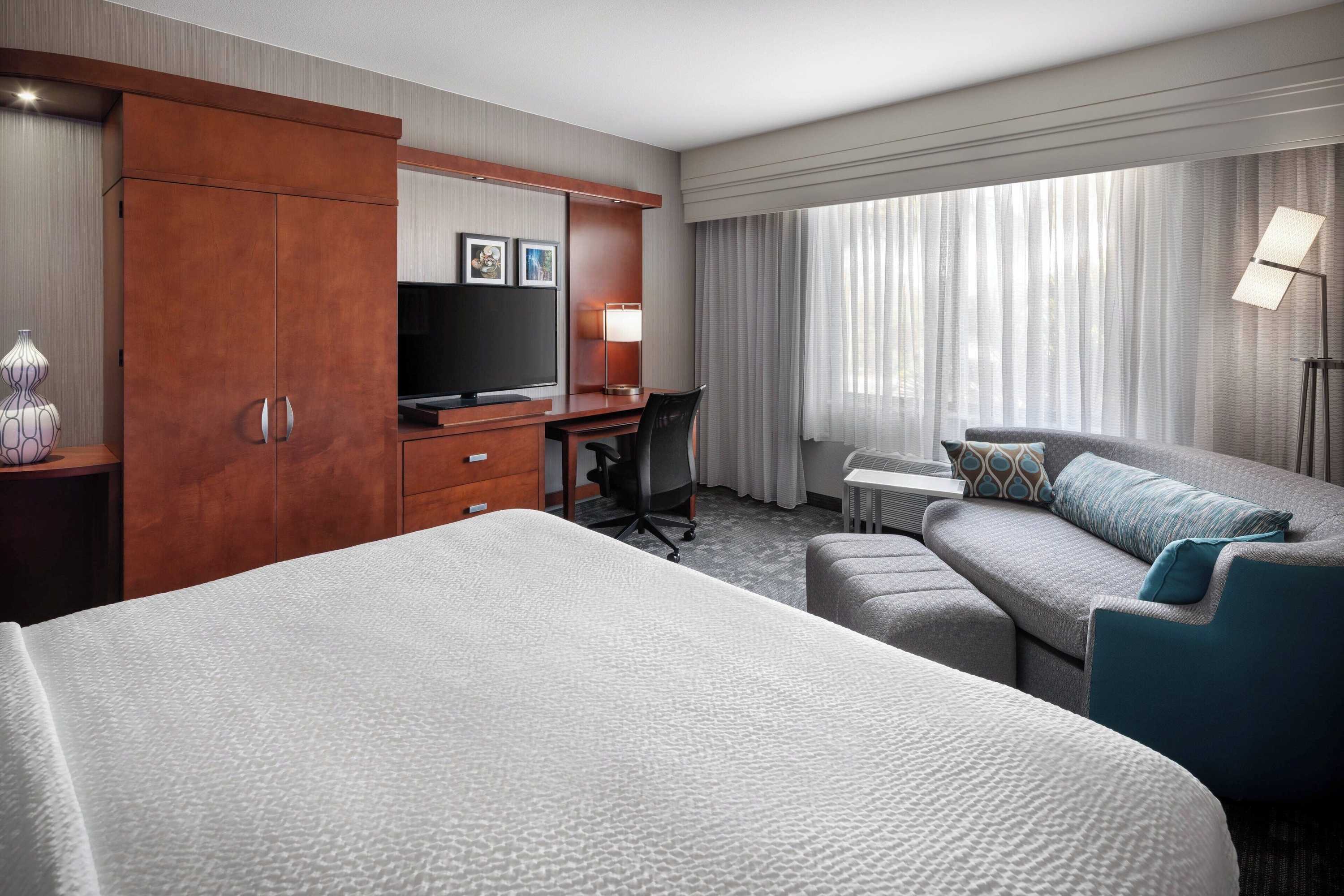 Gift card for Courtyard Maui Kahului Airport Gift card for Courtyard Maui Kahului Airport