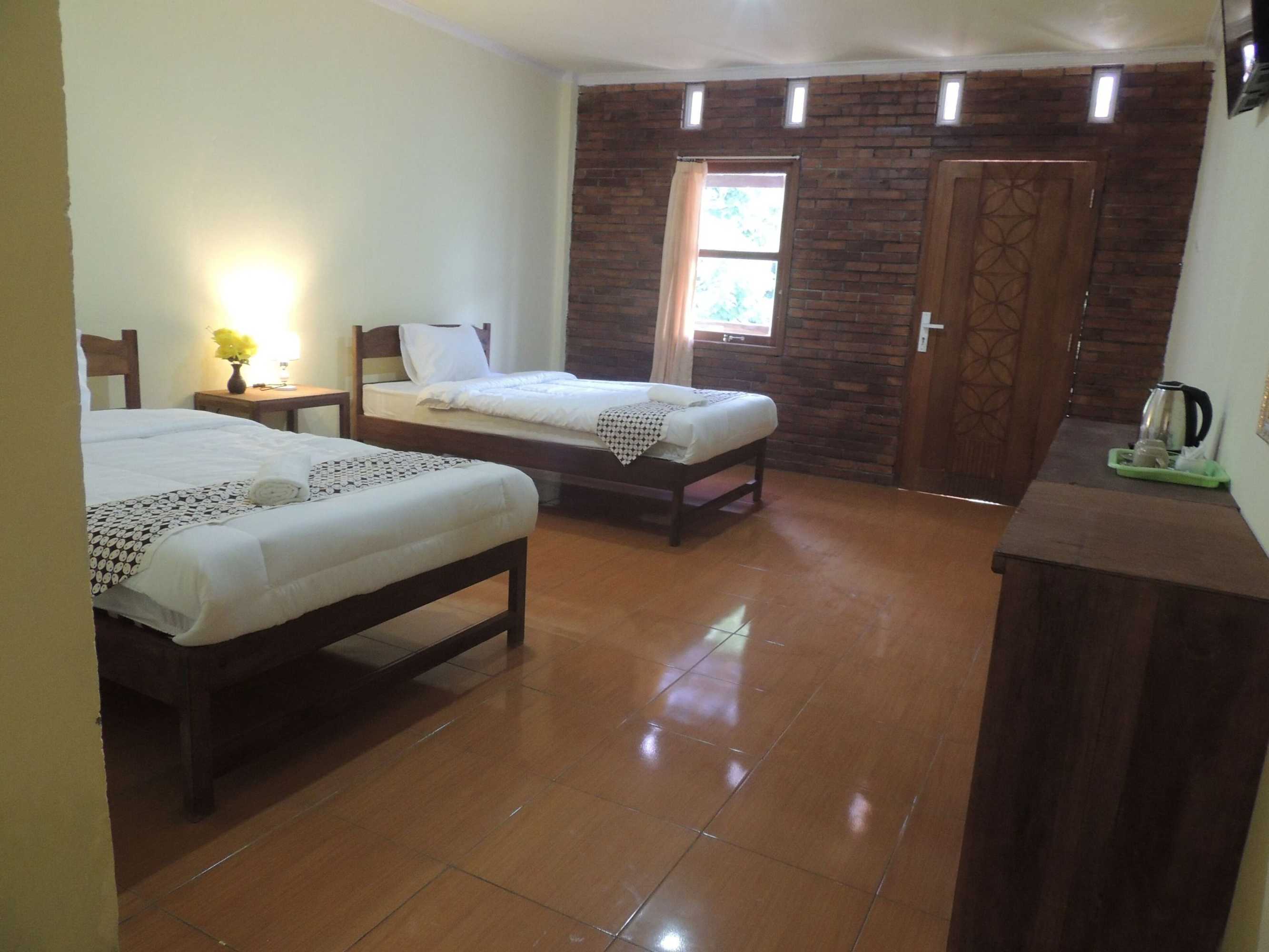 Gift card for Homestay Effendi Borobudur Syariah by Ndalem Beong Gift card for Homestay Effendi Borobudur Syariah by Ndalem Beong