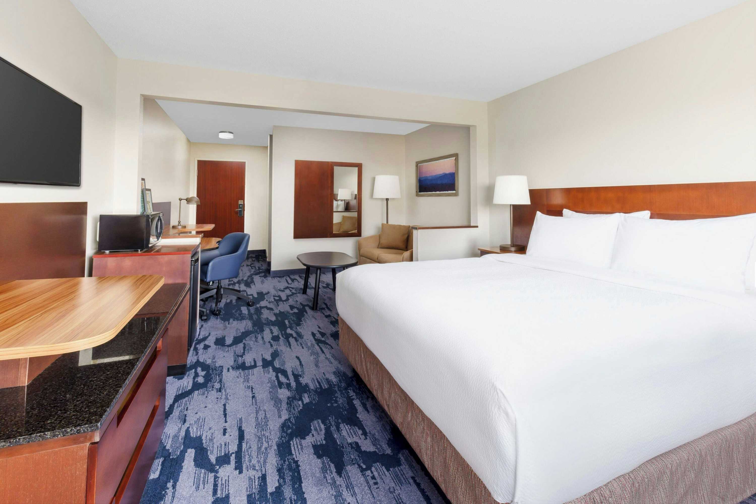 Gift card for Fairfield Inn by Marriott Philadelphia Airport