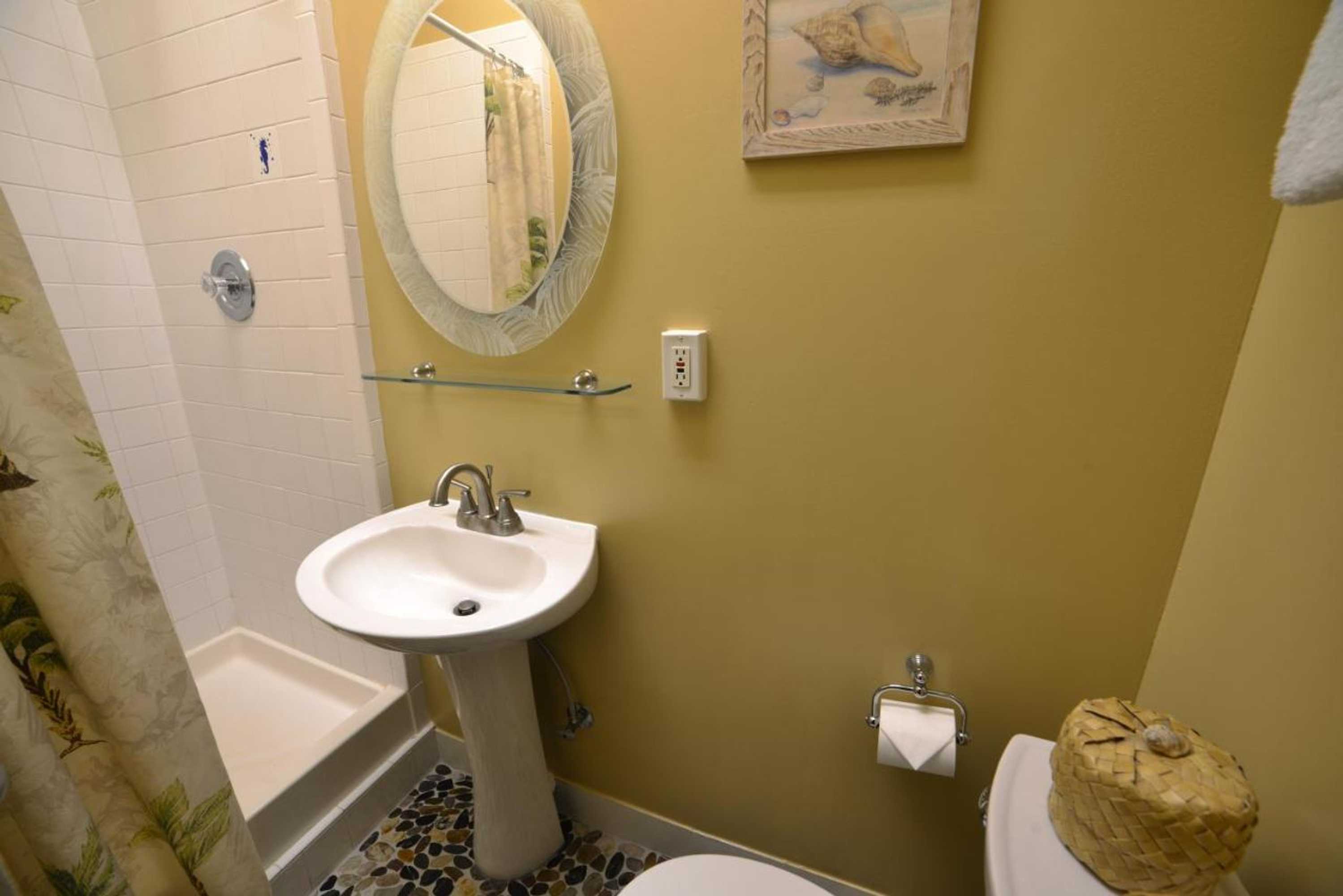 Gift card for Wailuku Guesthouse