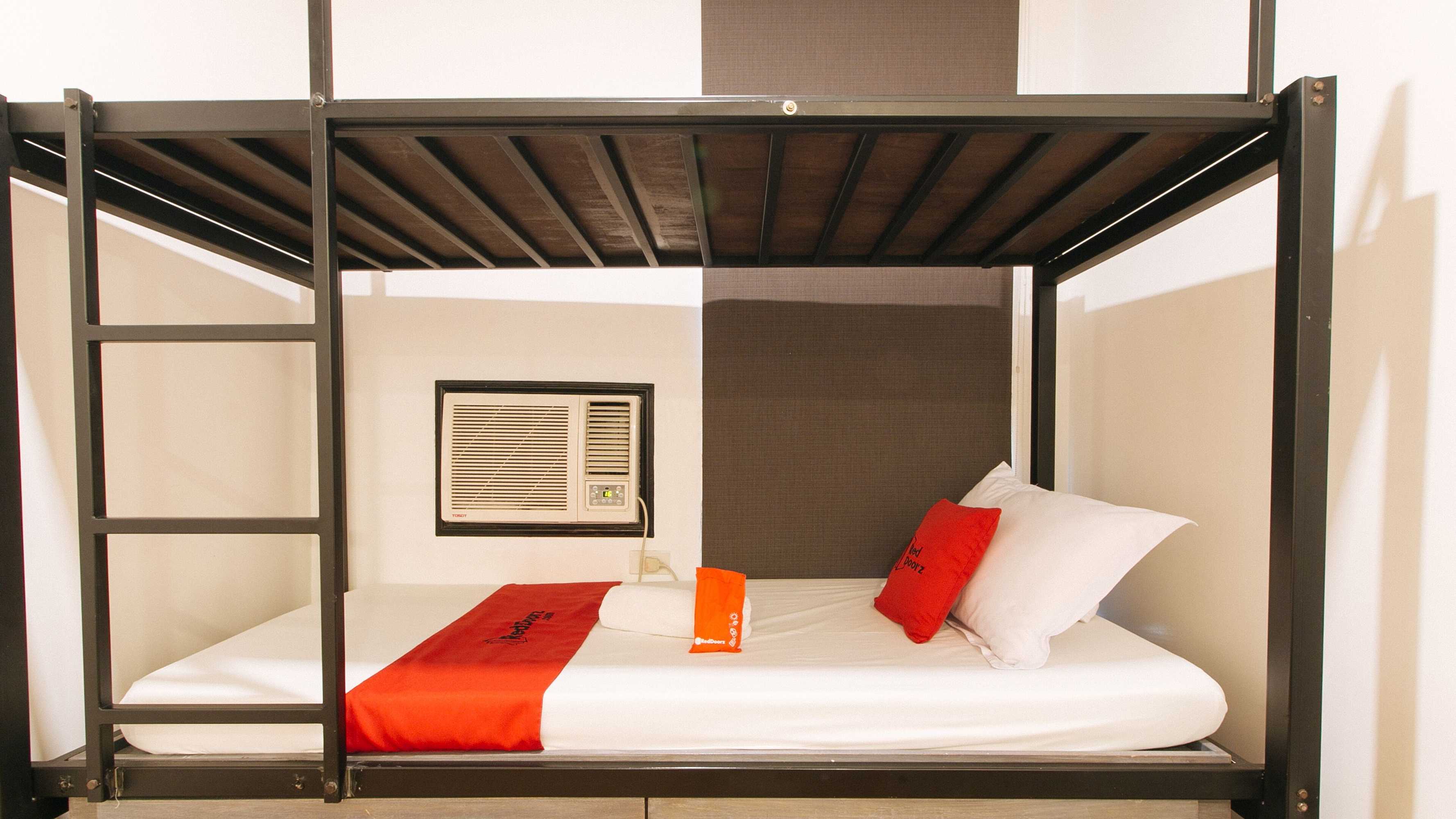 Gift card for Reddoorz Plus at MM Hotel Las Pinas Former Reddoorz Plus Near Bamboo Organ Gift card for Reddoorz Plus at MM Hotel Las Pinas Former Reddoorz Plus Near Bamboo Organ