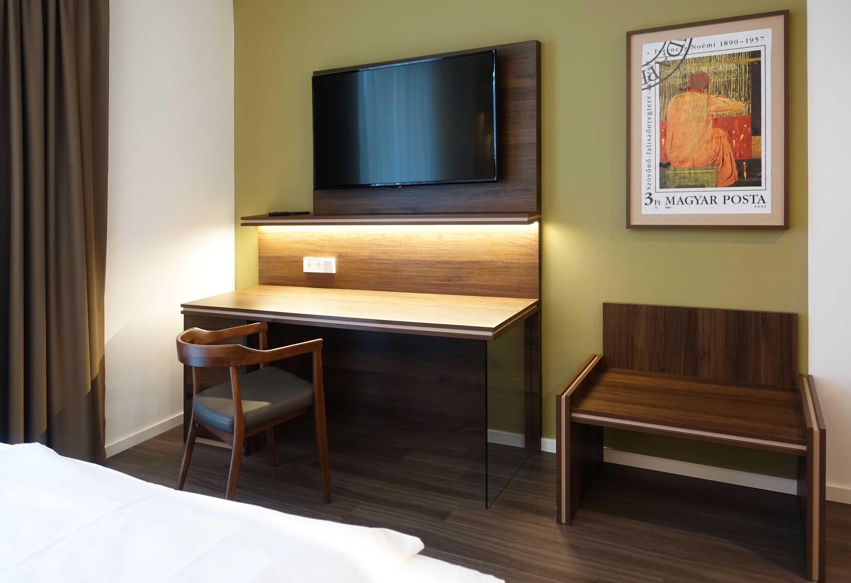 Gift card for Tools Hotel Laichingen/ulm Gift card for Tools Hotel Laichingen/ulm